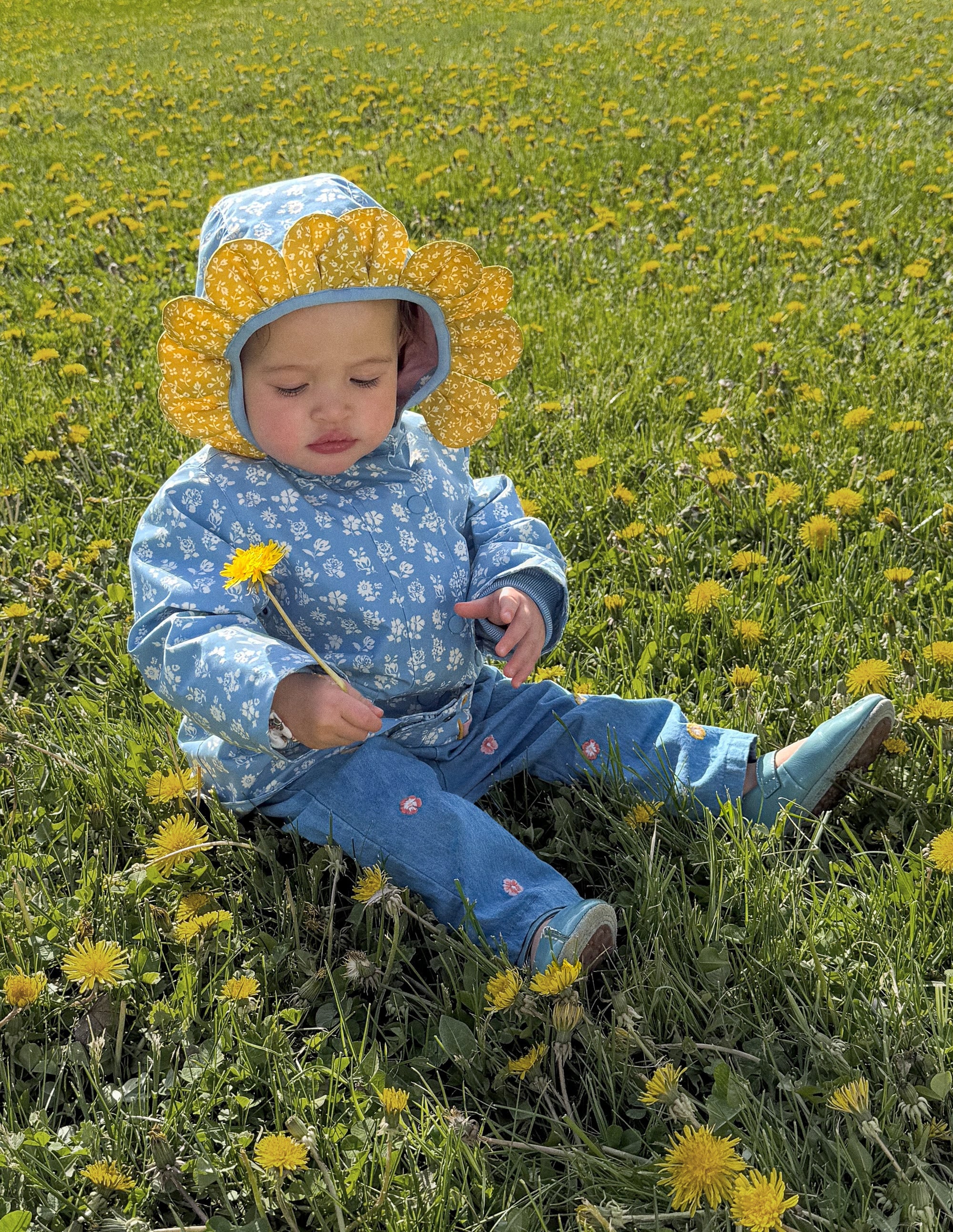 Showerproof Fisherman Coat-Glacier Blue Ditsy Floral - Image 1