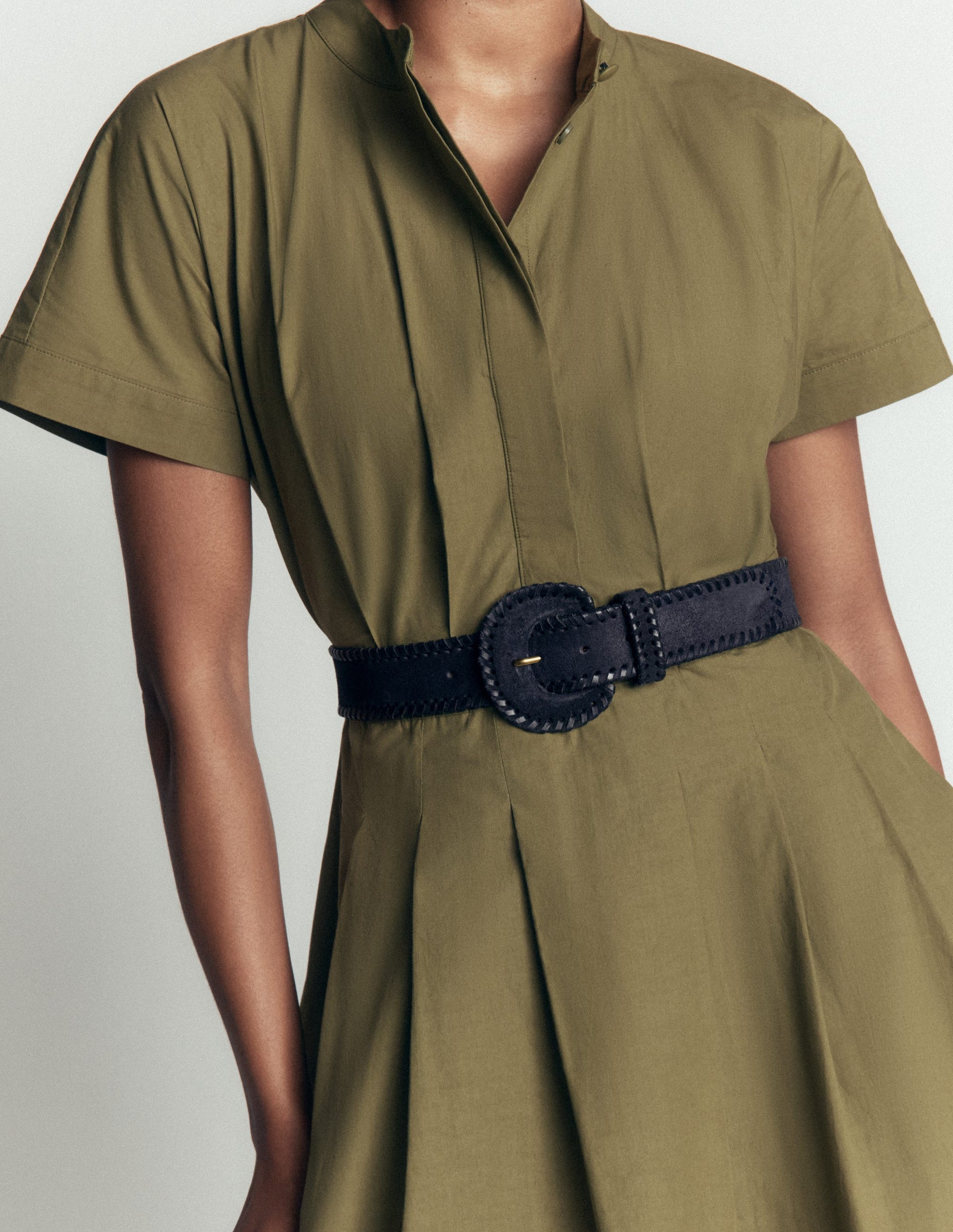 navy dress brown belt Brown Leather Belt with Navy Dress Outfits (9 ideas & outfits)