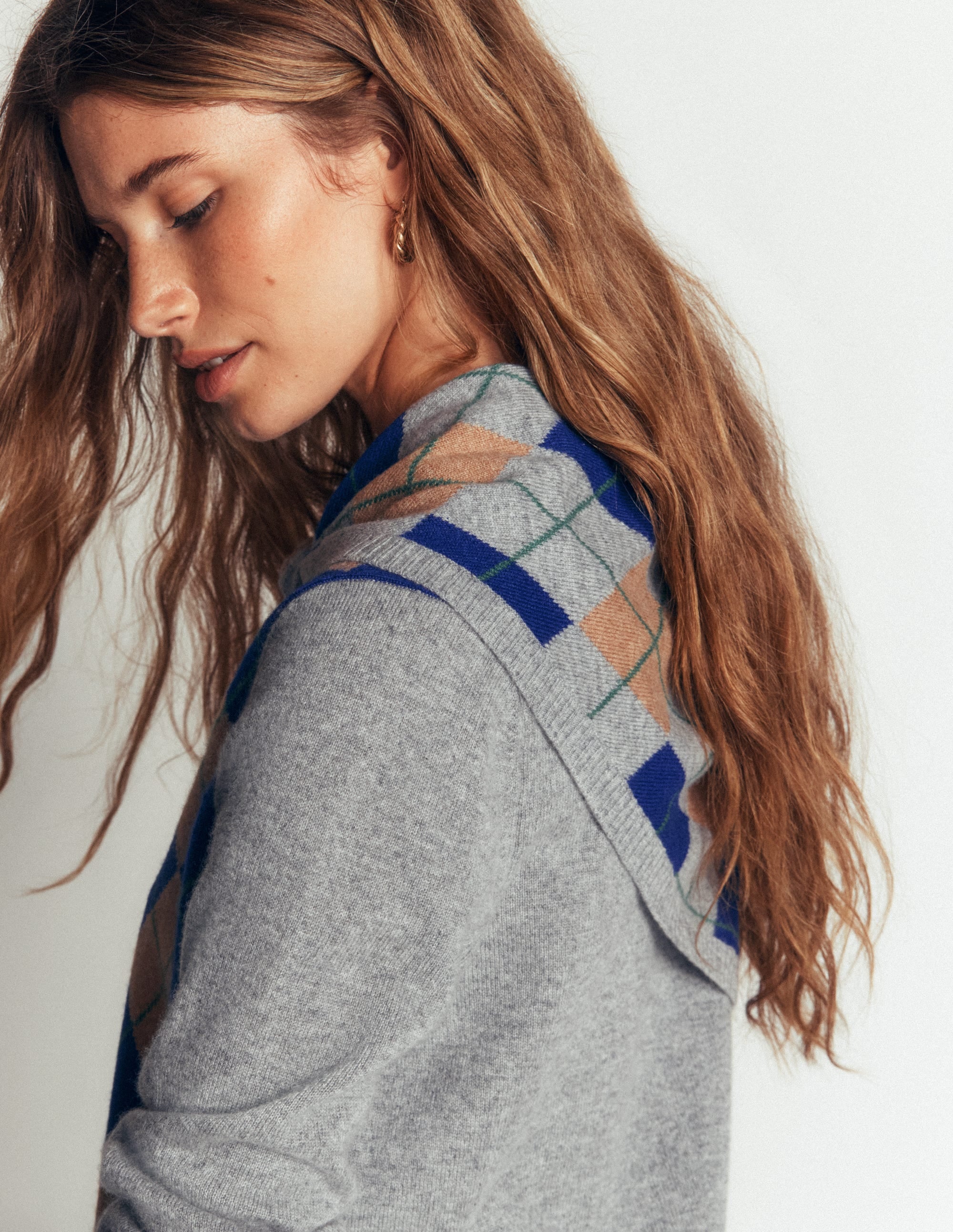 Cashmere Neckerchief-Grey Argyle - Image 2