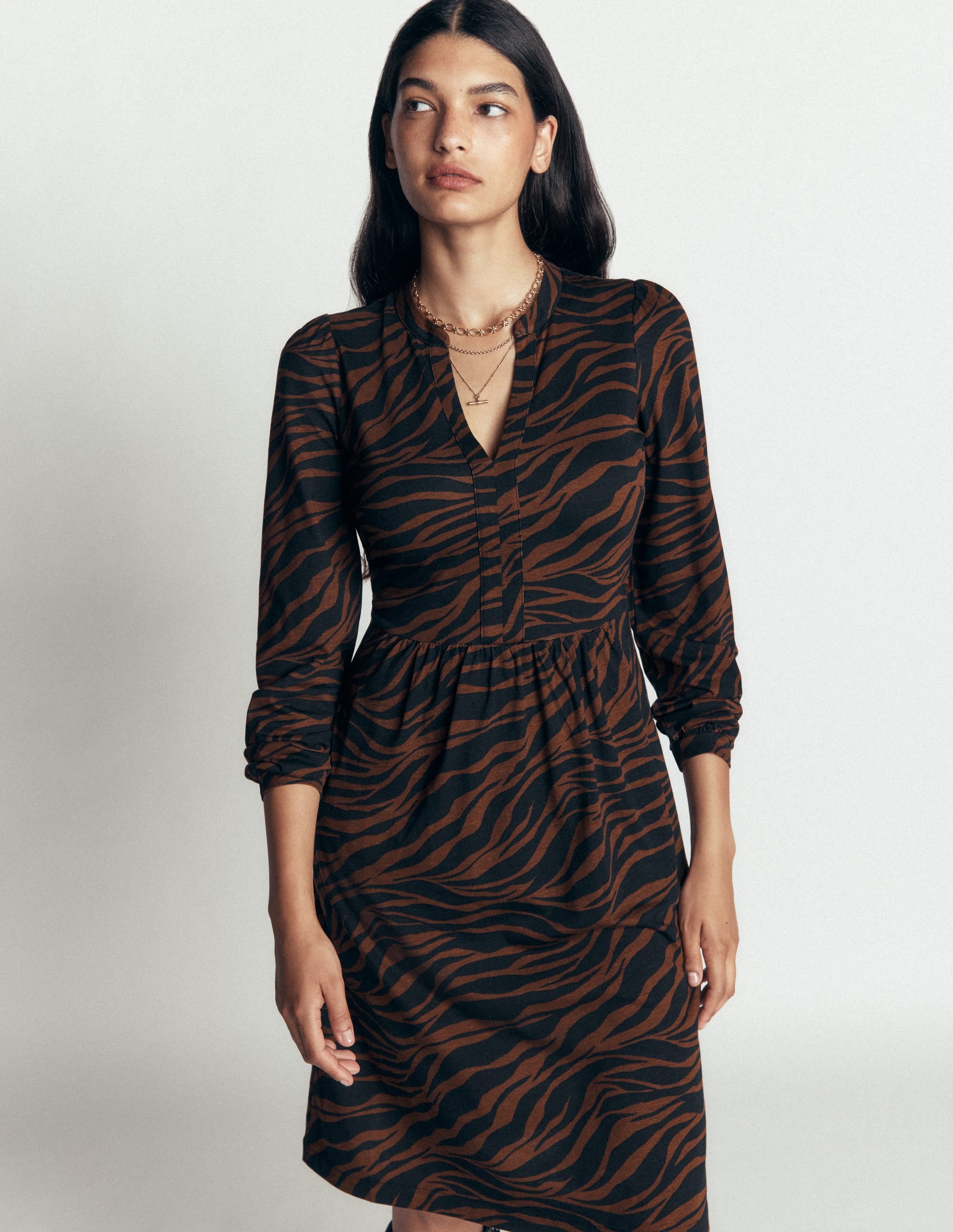 Naomi Relaxed Jersey Dress-Raw Umber, Zebra Swirl - Image 4