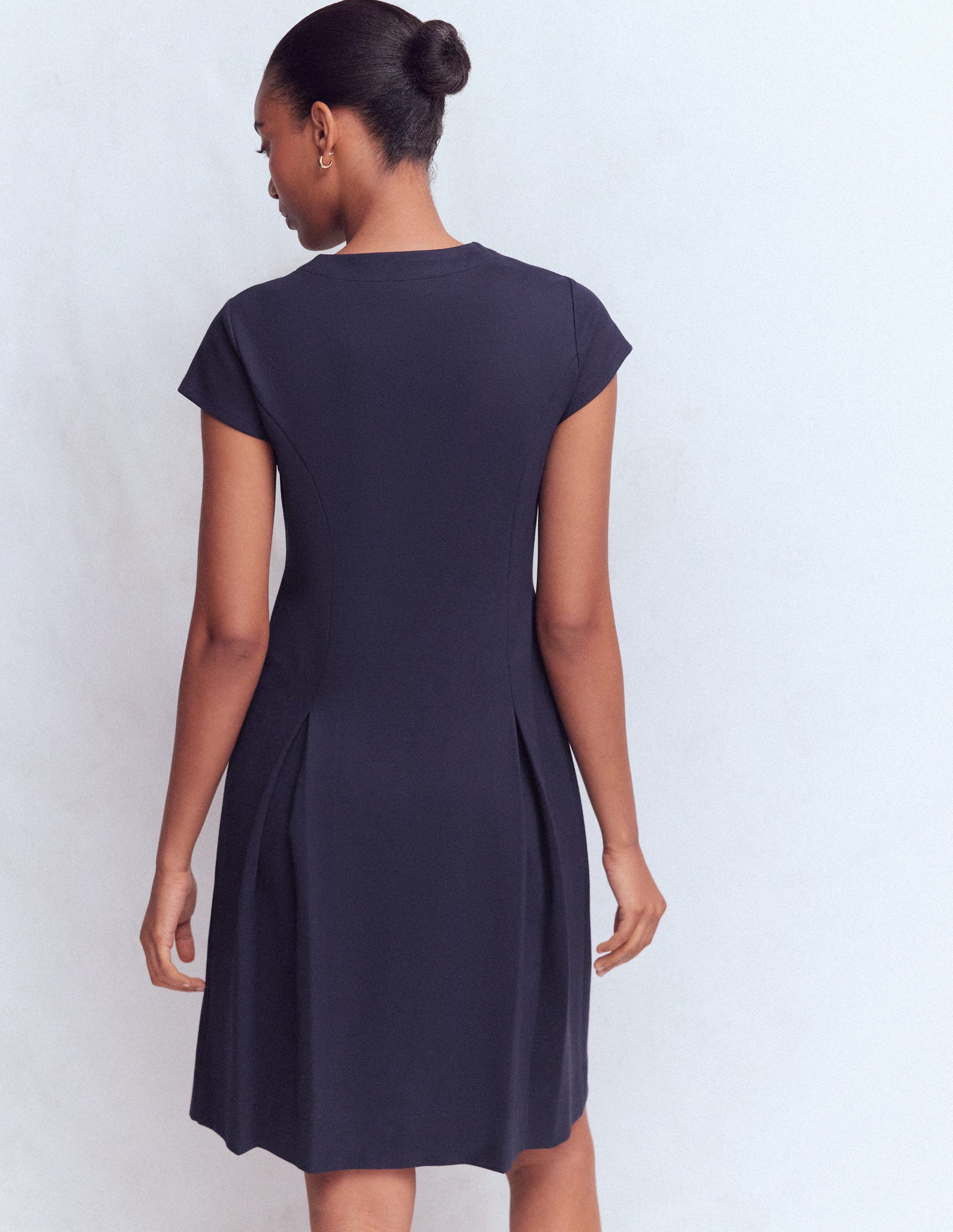 Short Pleated Button Dress-Navy-3