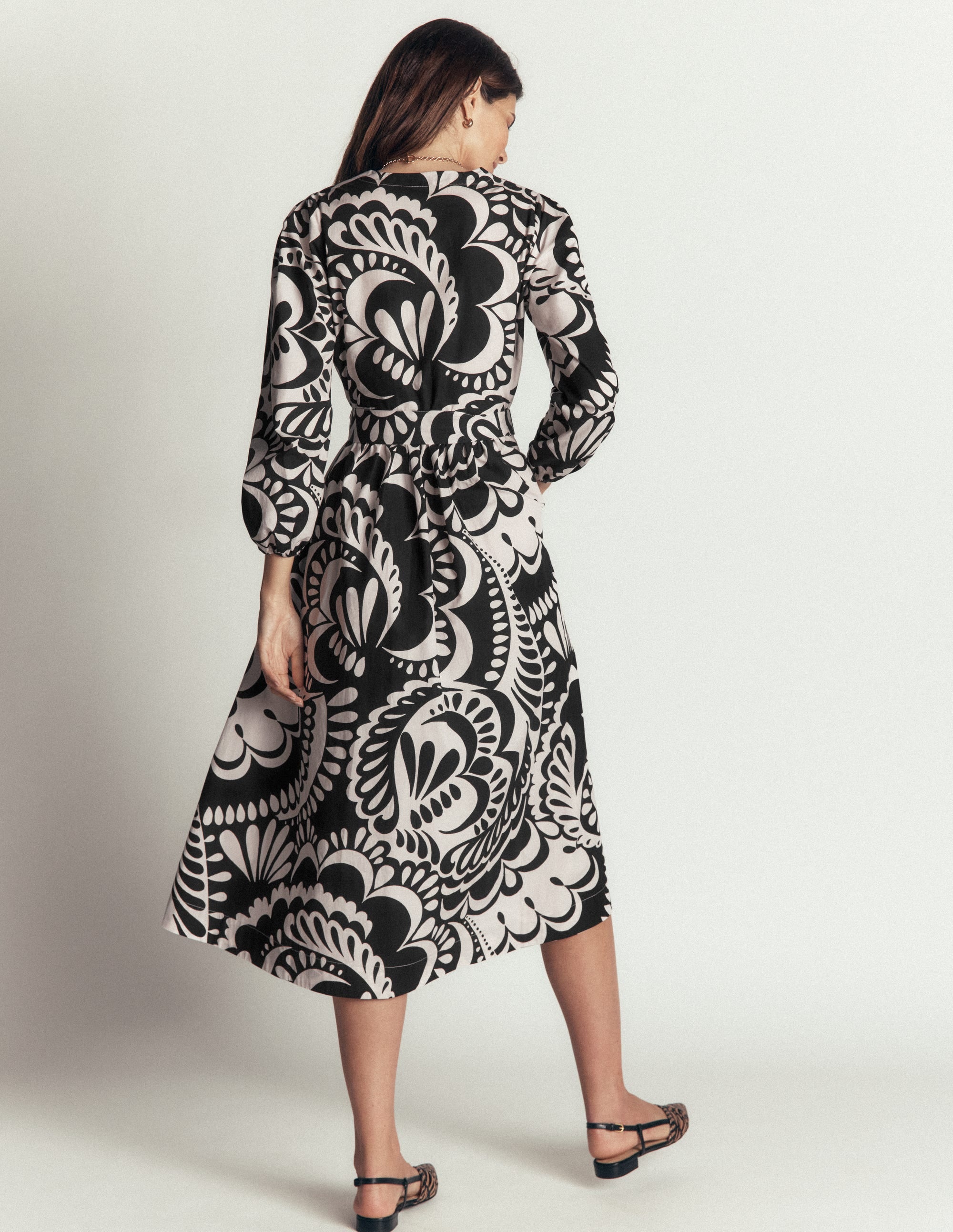 Nicola Cotton Midi Dress-Black, Flourishing Medley - Image 3