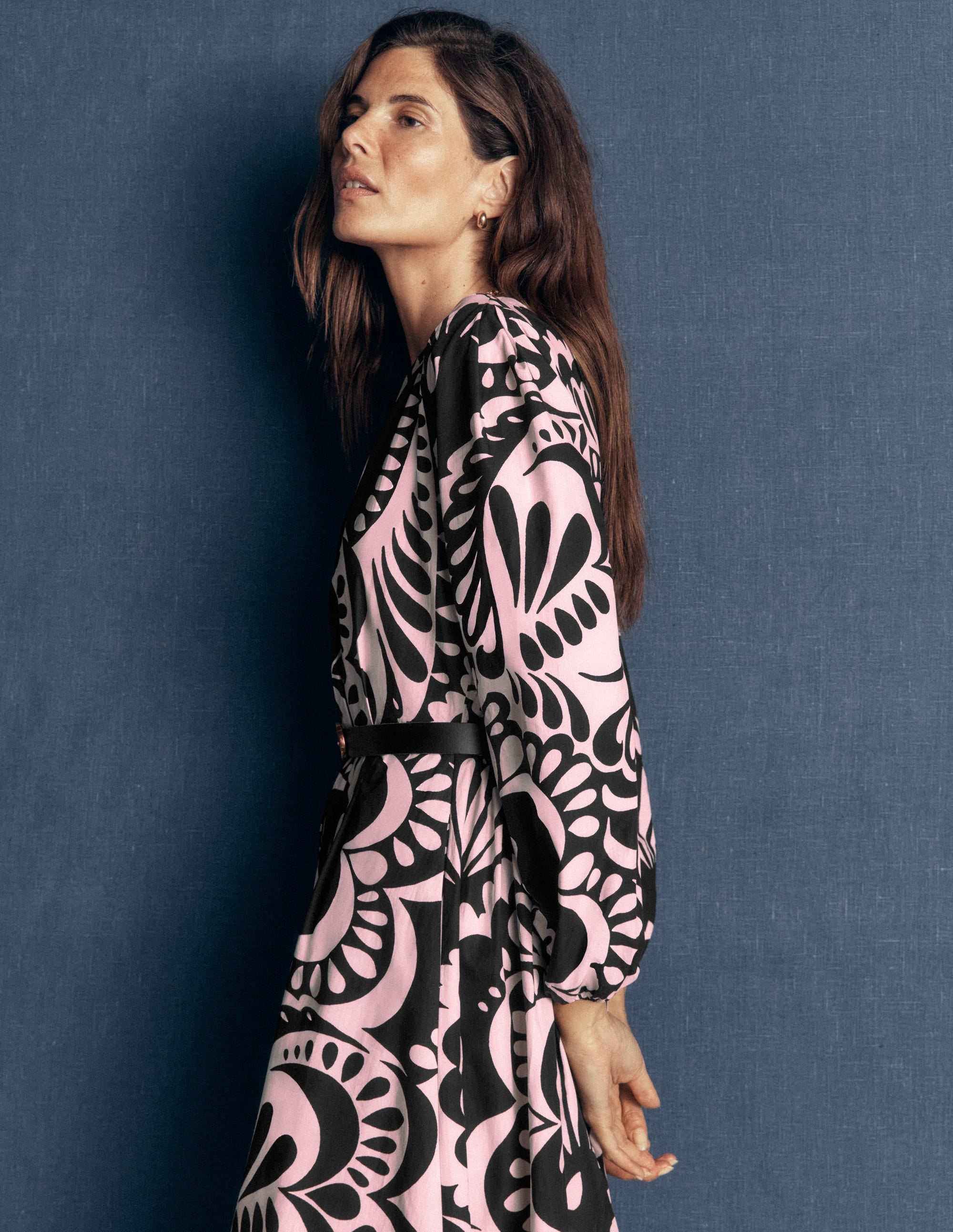 Nicola Cotton Midi Dress-Black, Flourishing Medley - Image 5