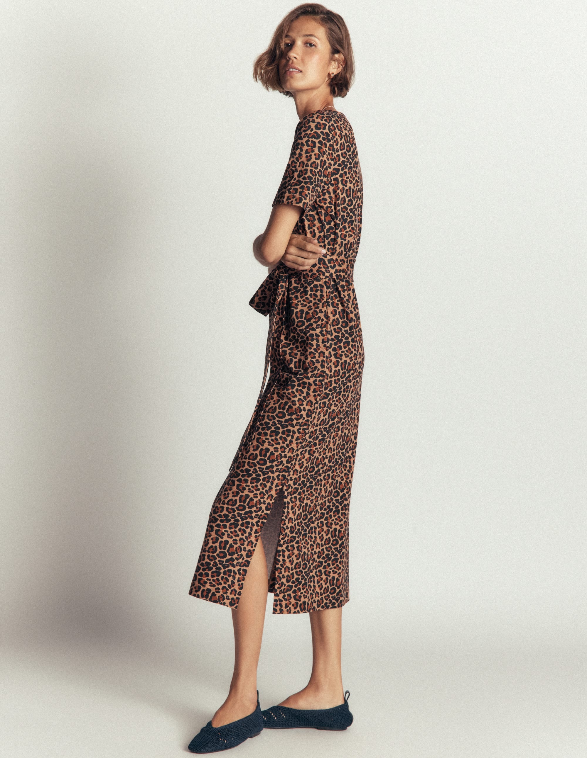 T-Shirt Jersey Midi Dress-Camel, Animal Fields - Image 5