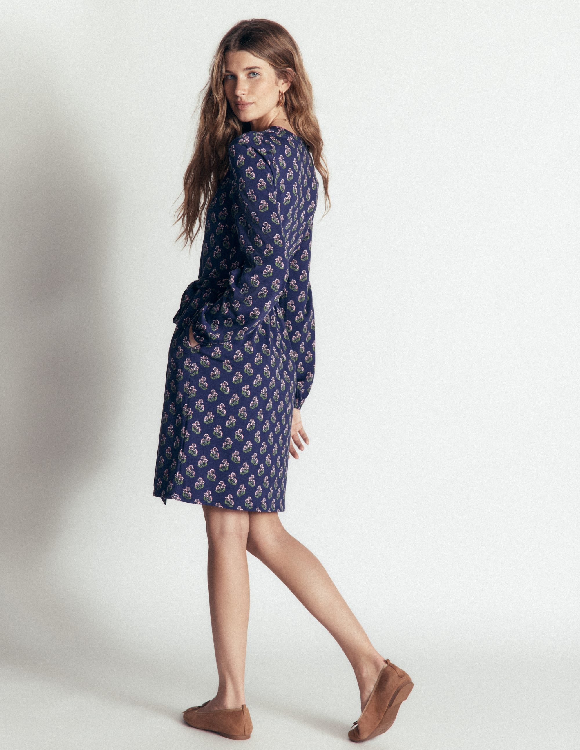 Adele Belted Jersey Dress-College Navy, Ditsy Carnation - Image 4