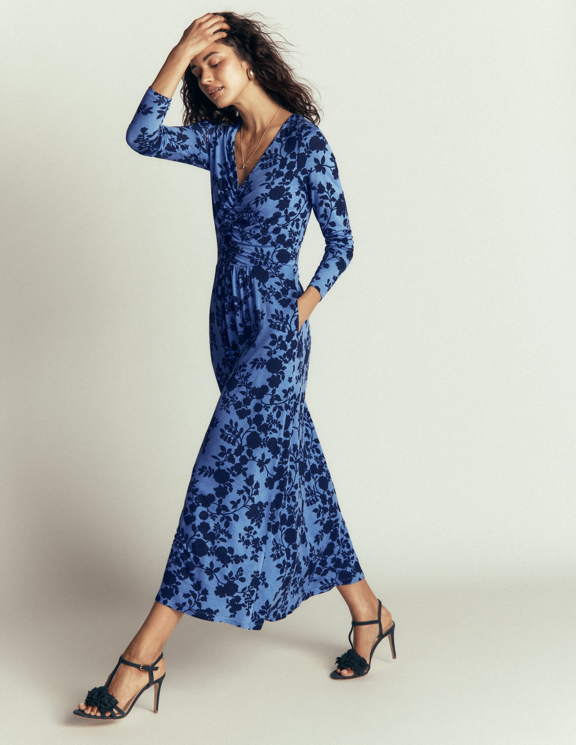 Jasmine Ruched Jersey Dress-Forget Me Not, Bouquet Breeze - Image 5