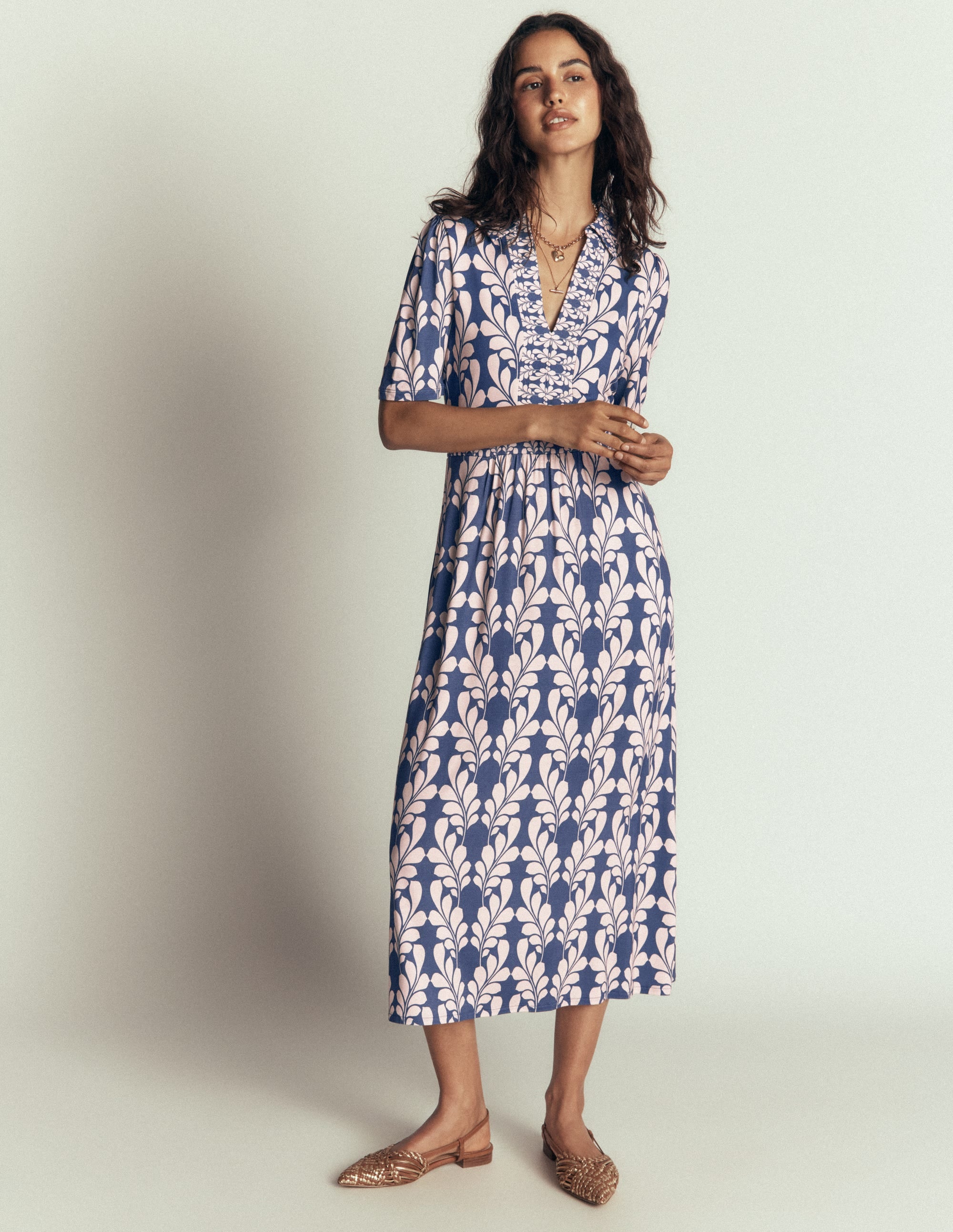Heidi Jersey Midi Tea Dress-Denim Blue, Delicate Trail - Image 4