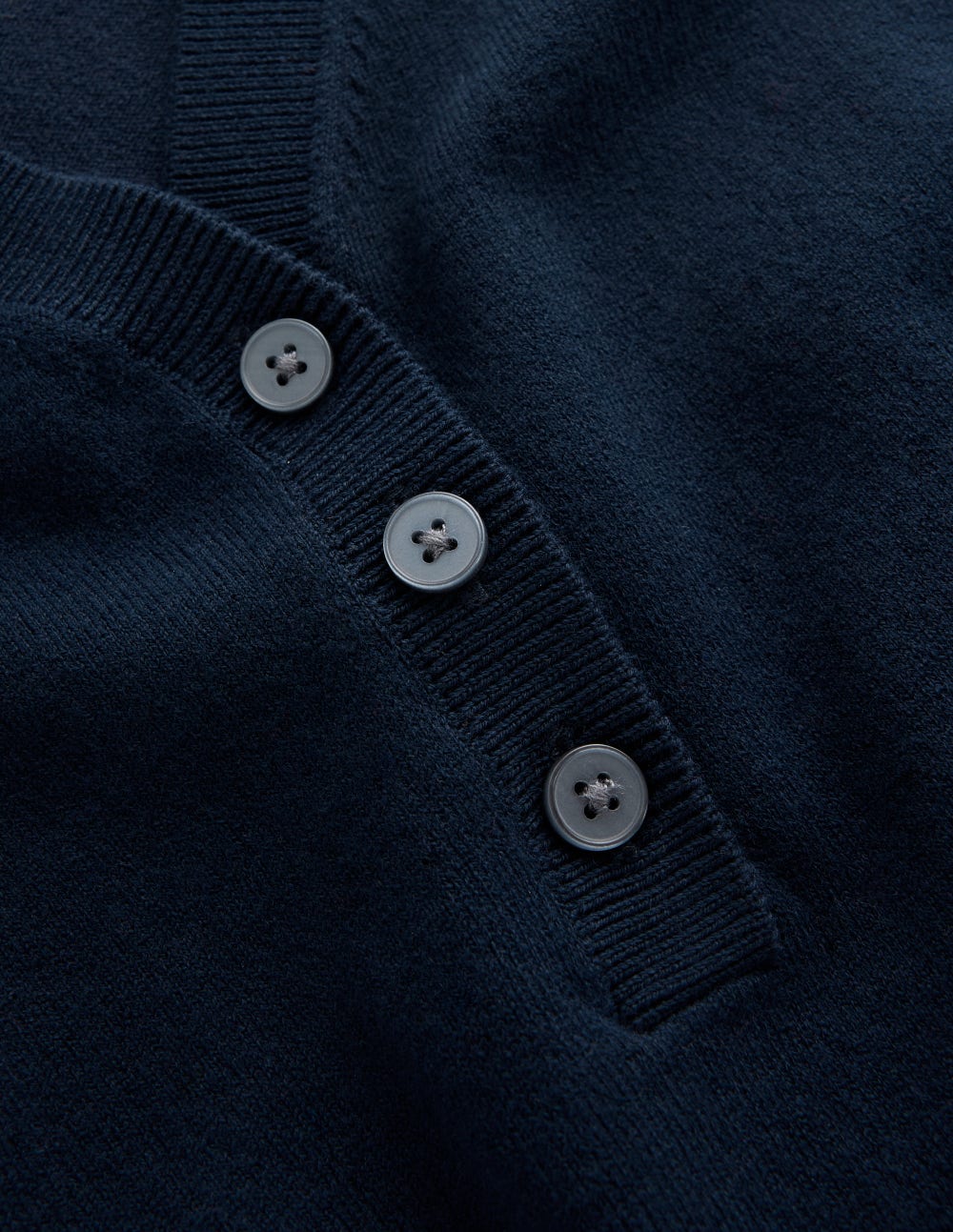 Camilla Cotton V-neck T-shirt-Navy-8