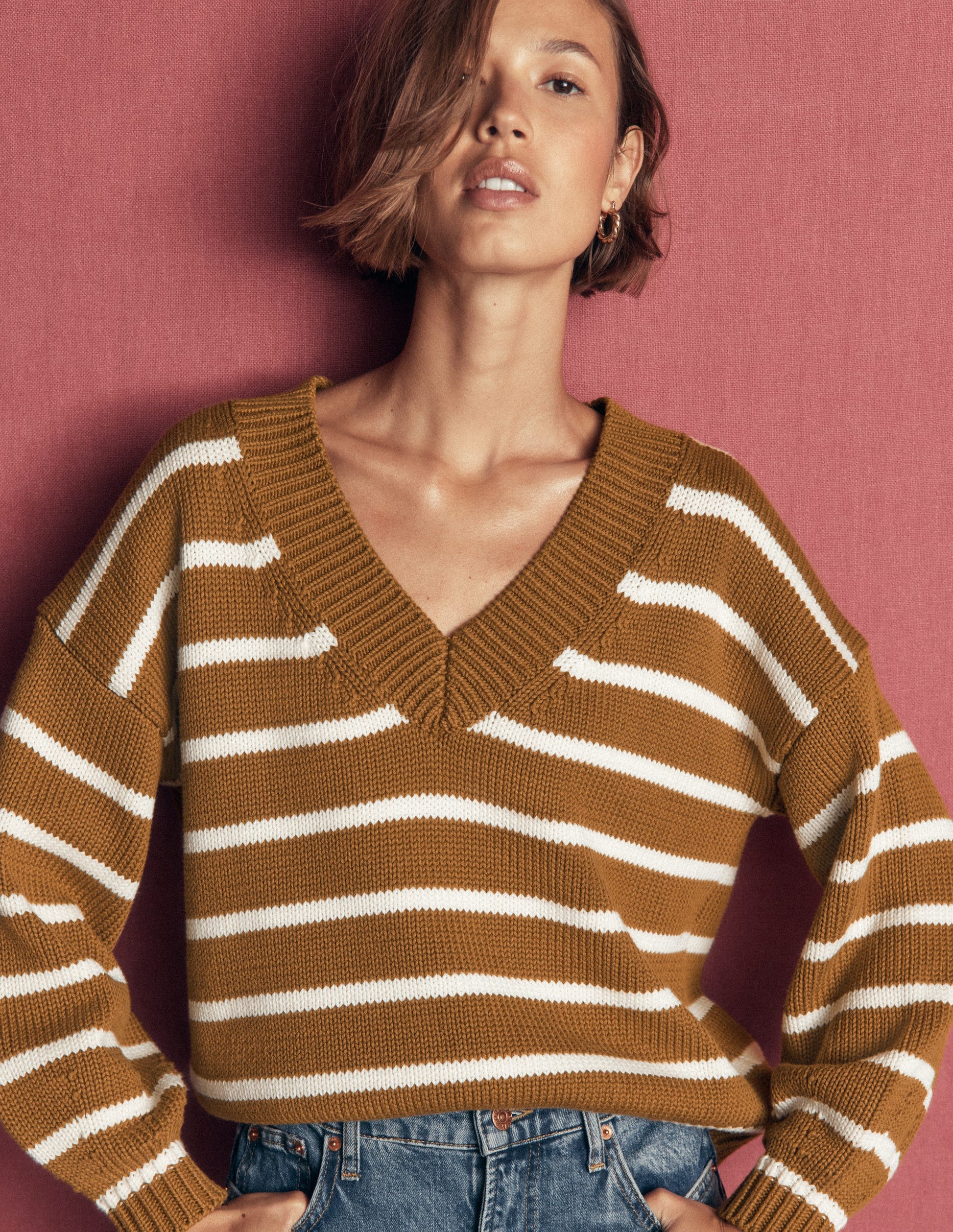 Lucy Cotton V-neck Jumper-Gingerbread, Ivory-1