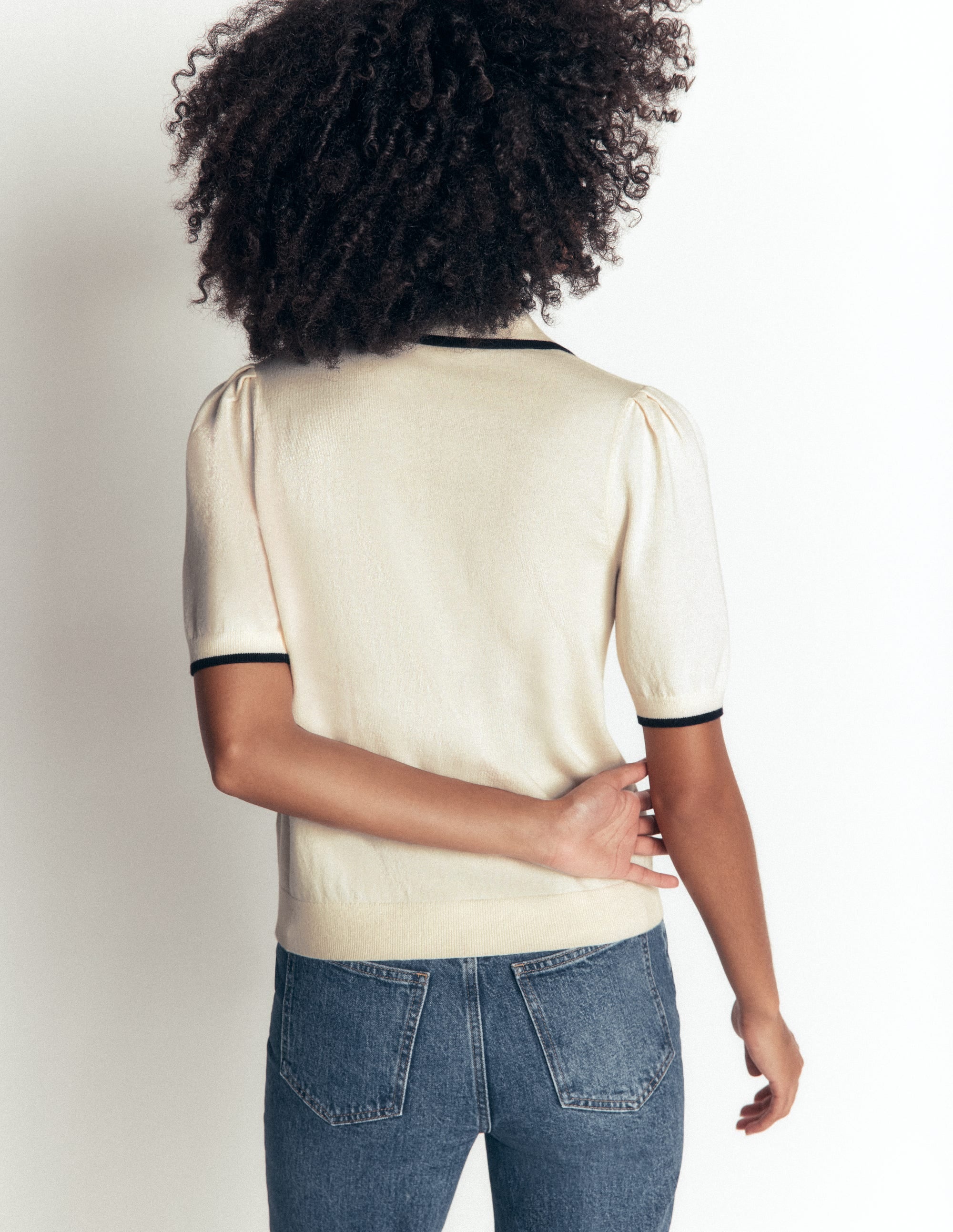 Ruffle Collar Knitted T-Shirt-Warm Ivory - Image 3