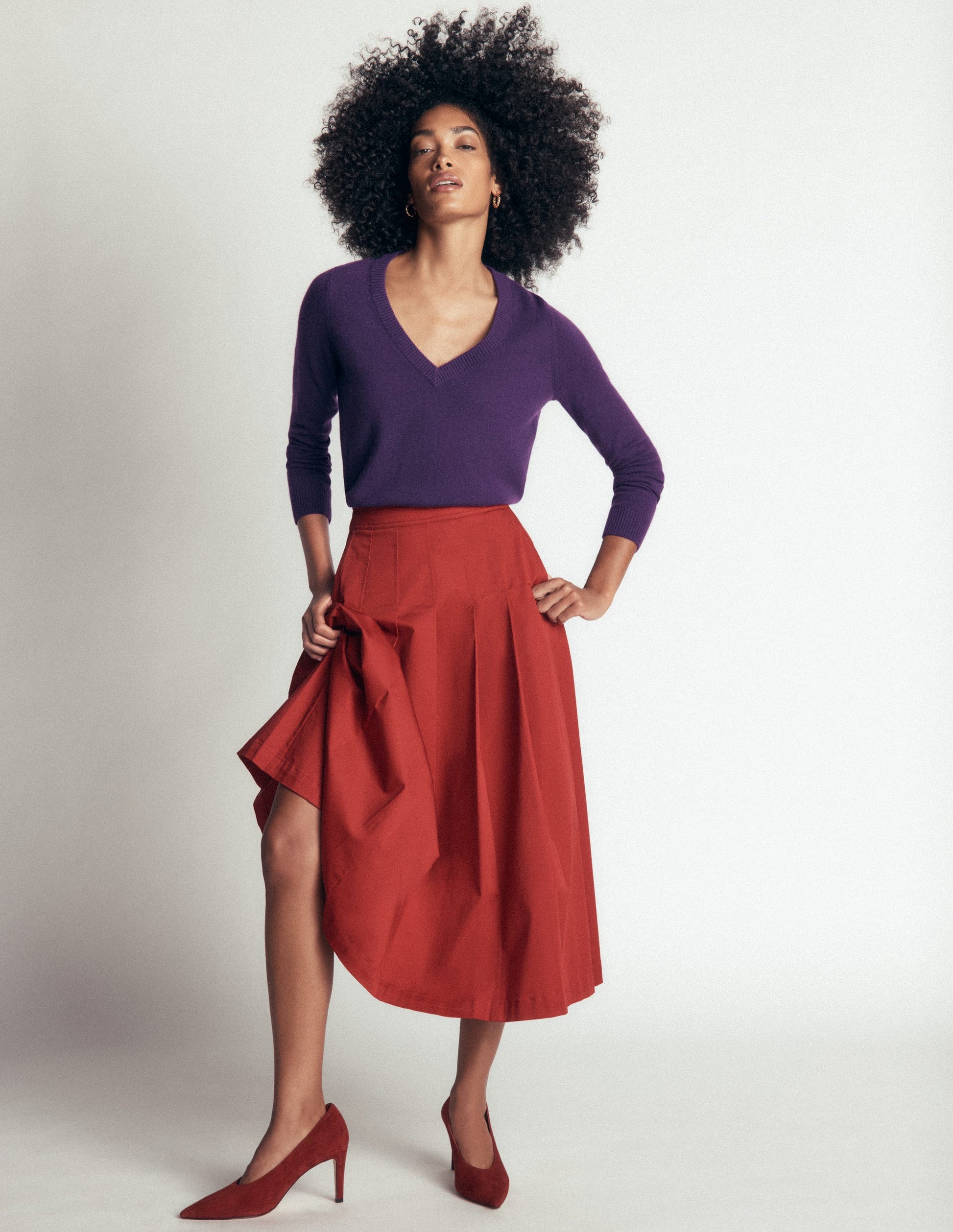 Elsie Cashmere V Neck Jumper-Deep Grape-2