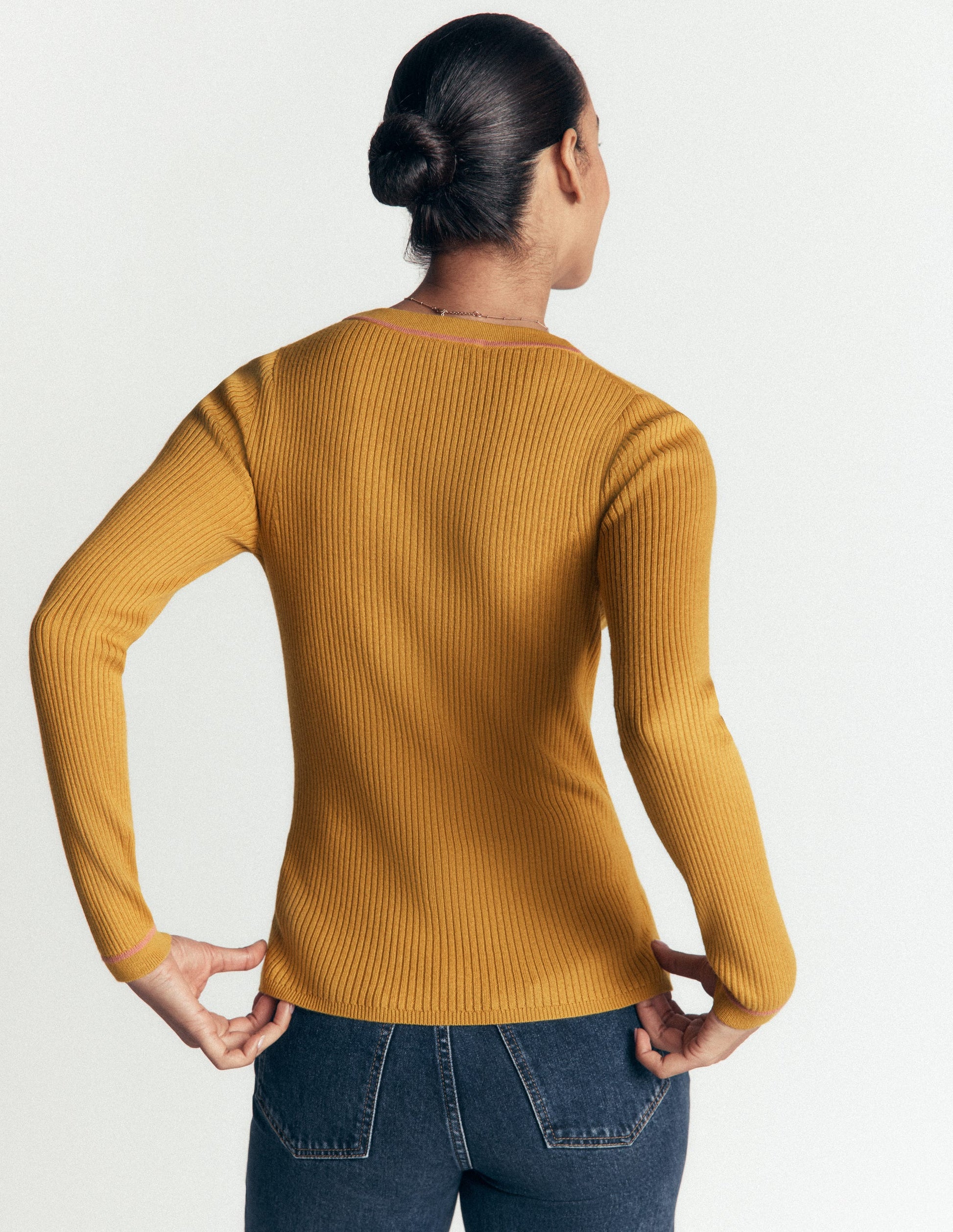 Paula Ribbed V Neck Jumper-Gold Wheat-3