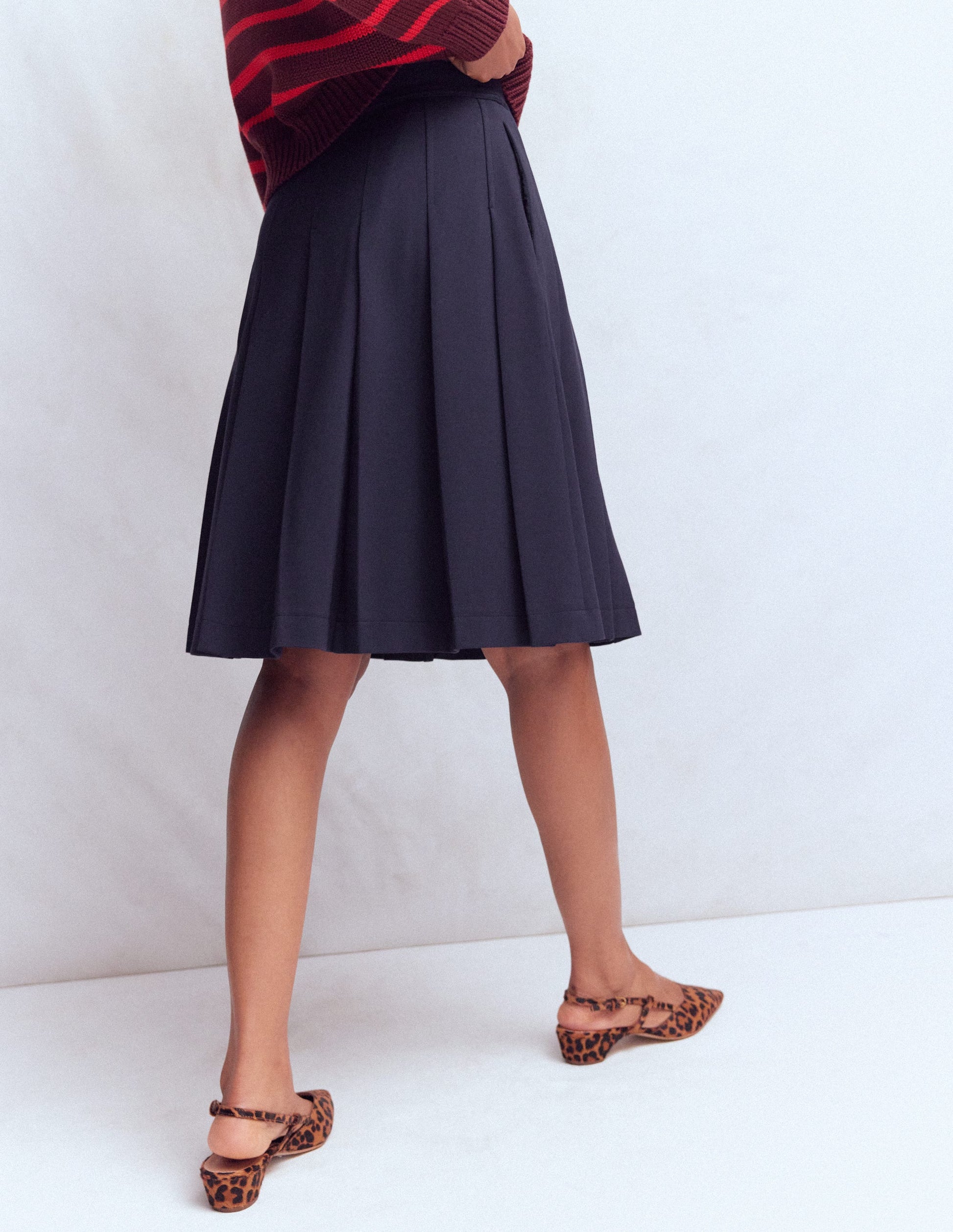 Aya Ponte Skirt-Navy-3