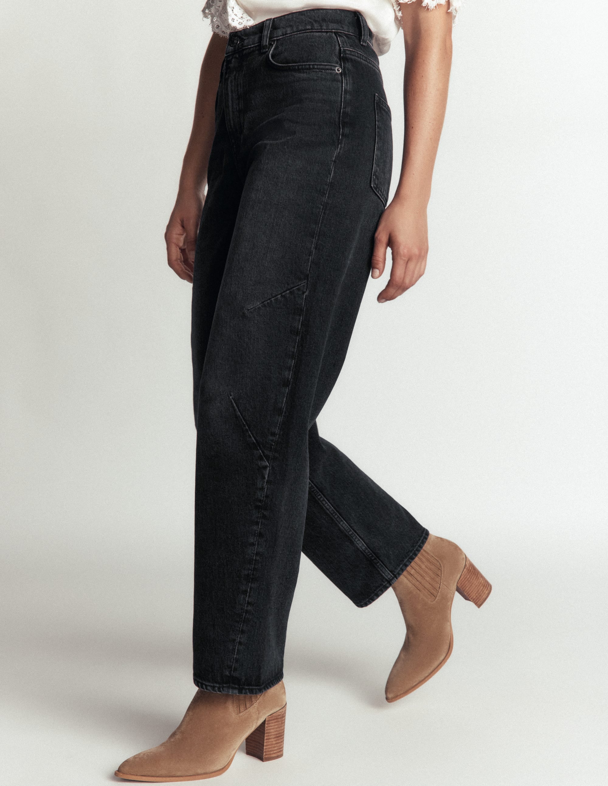 Barrel Leg Jeans-Washed Black - Image 4