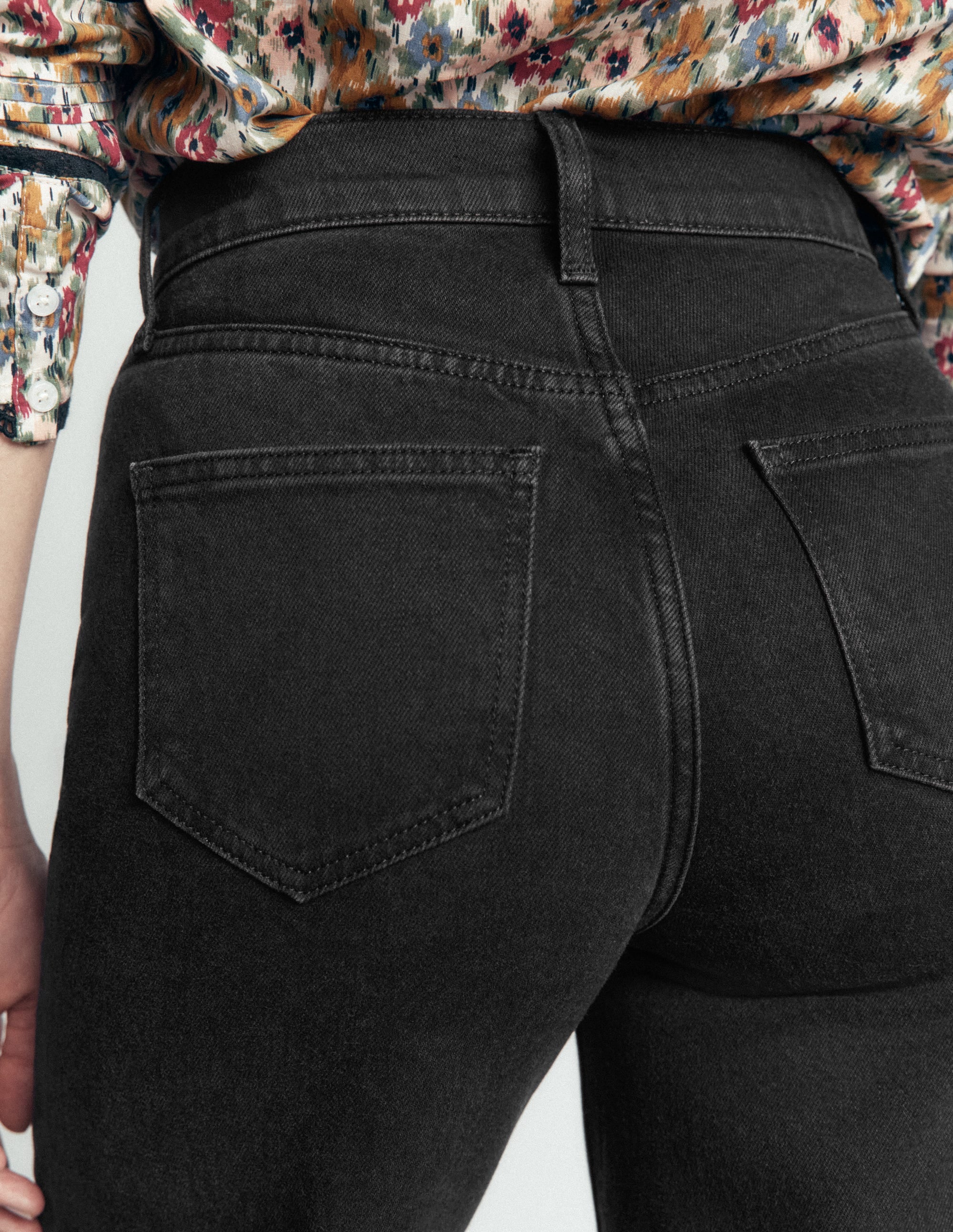 High Rise Wide Leg Jeans-Washed Black - Image 2