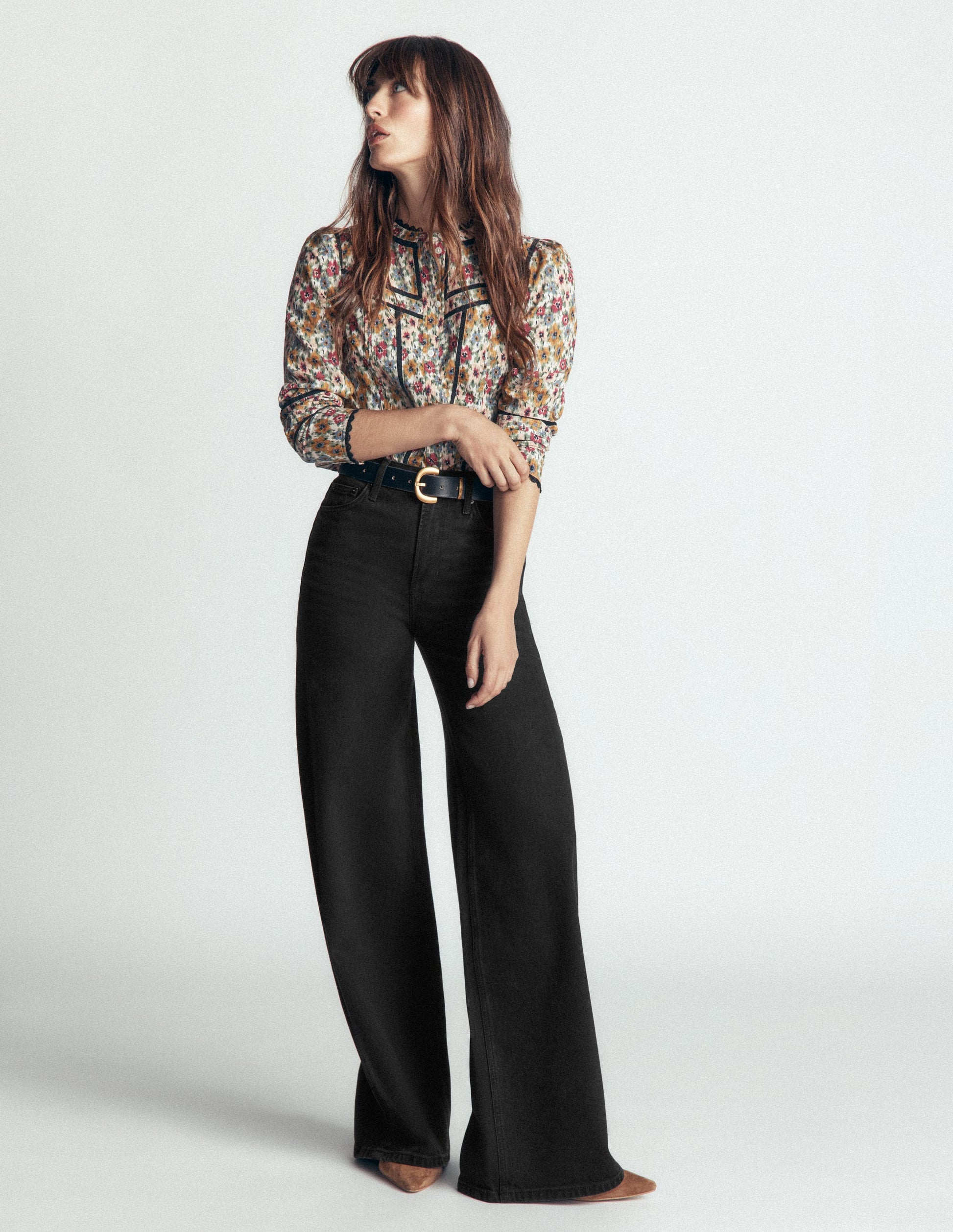High Rise Wide Leg Jeans-Washed Black-4