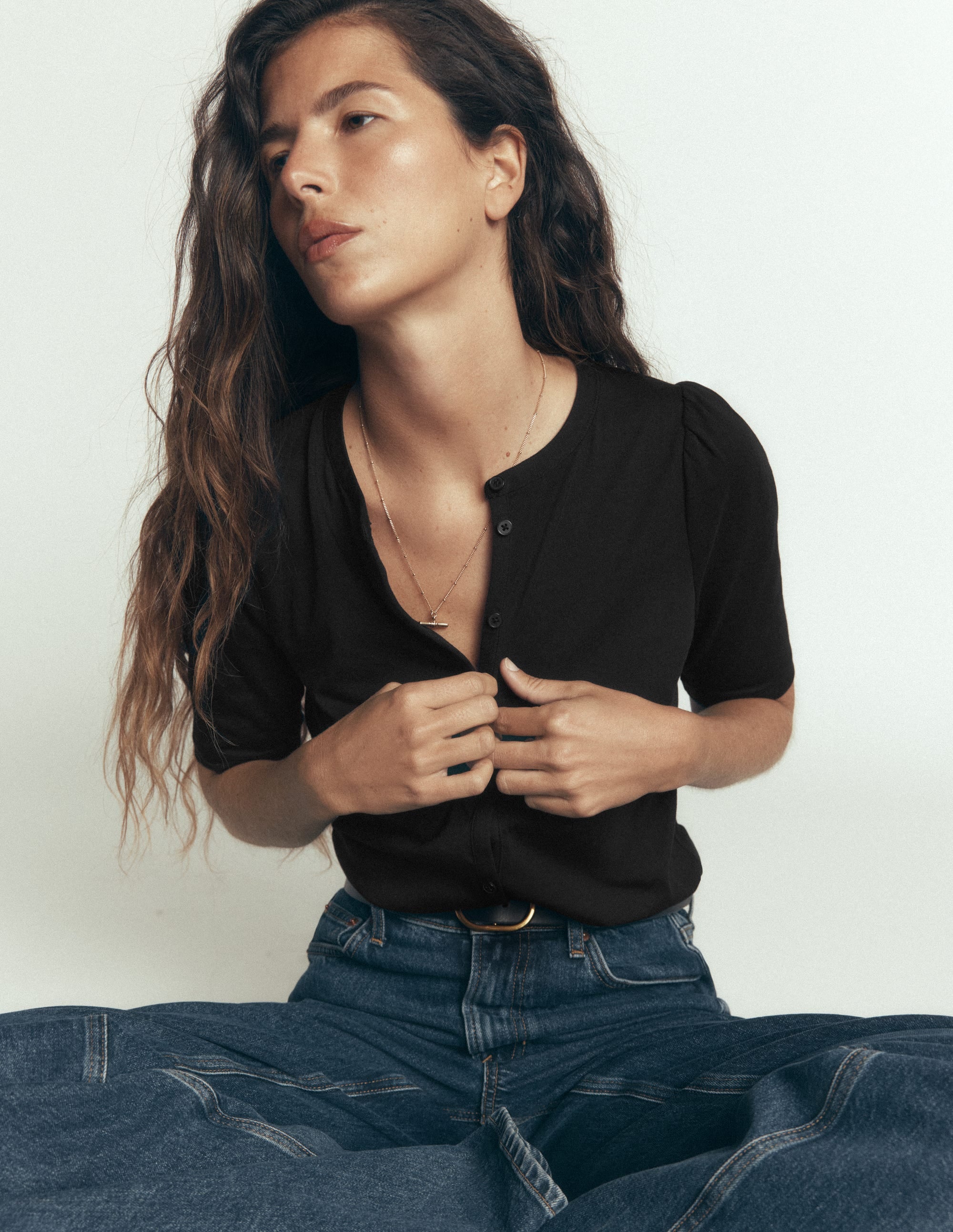 Short Puff Sleeve Top-Black - Image 5