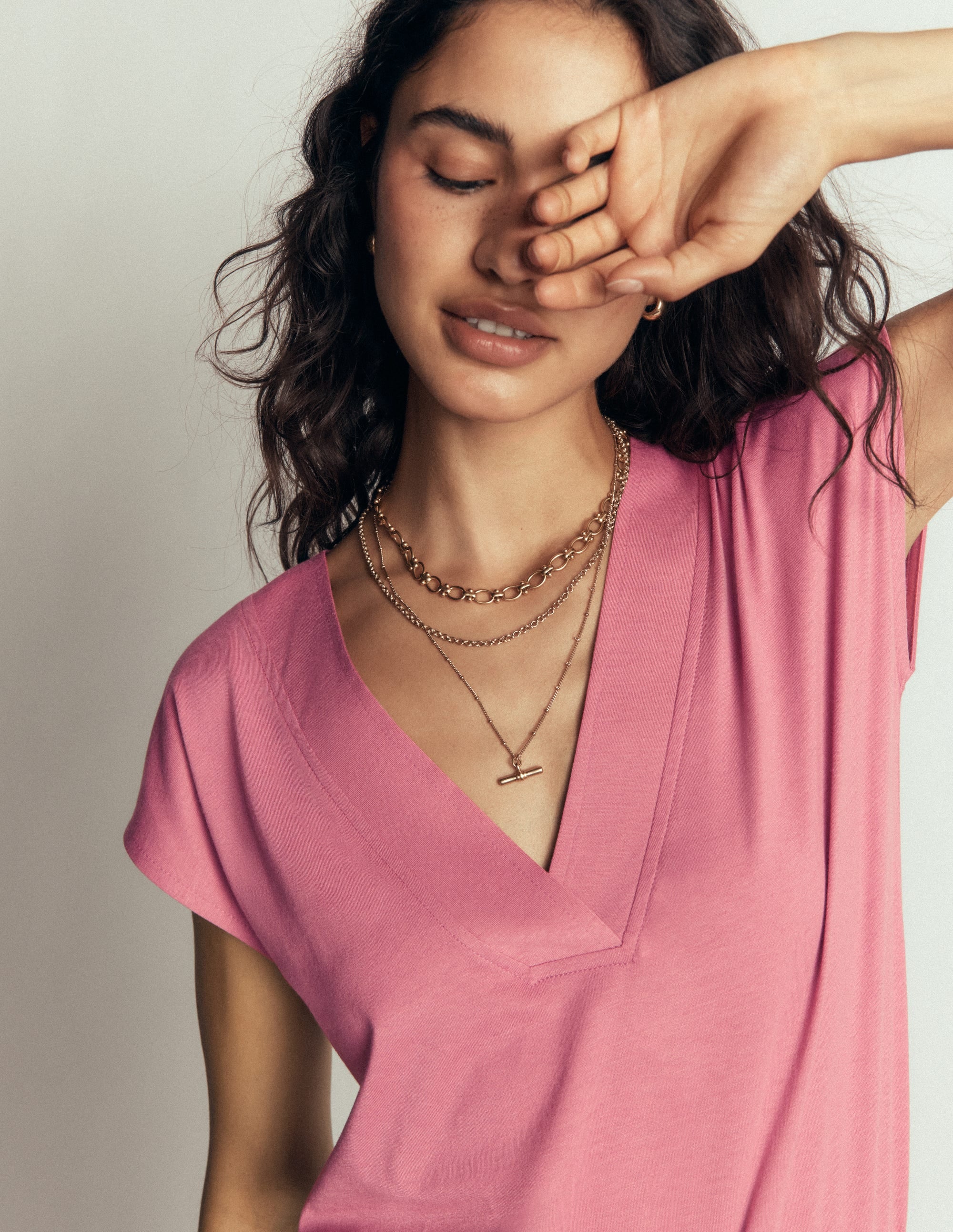 Imi Supersoft V-neck T-shirt-Pink Heather - Image 2