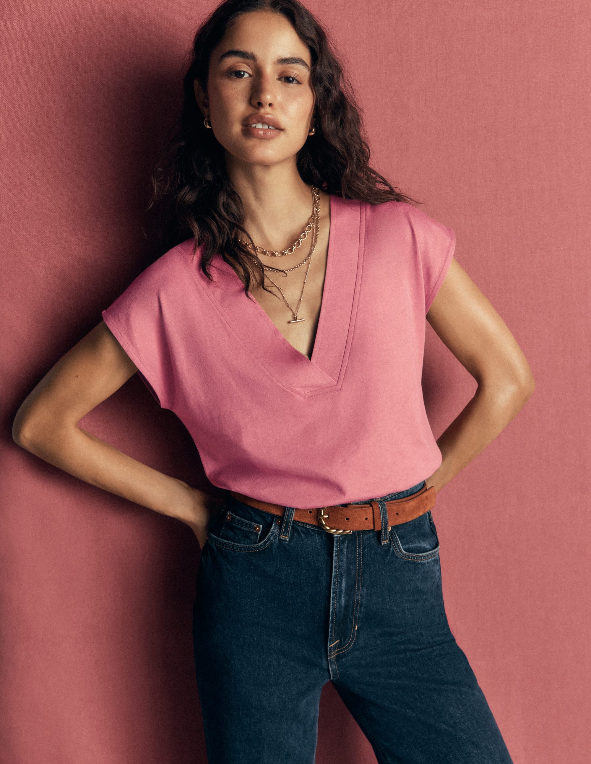 Imi Supersoft V-neck T-shirt-Pink Heather - Image 4