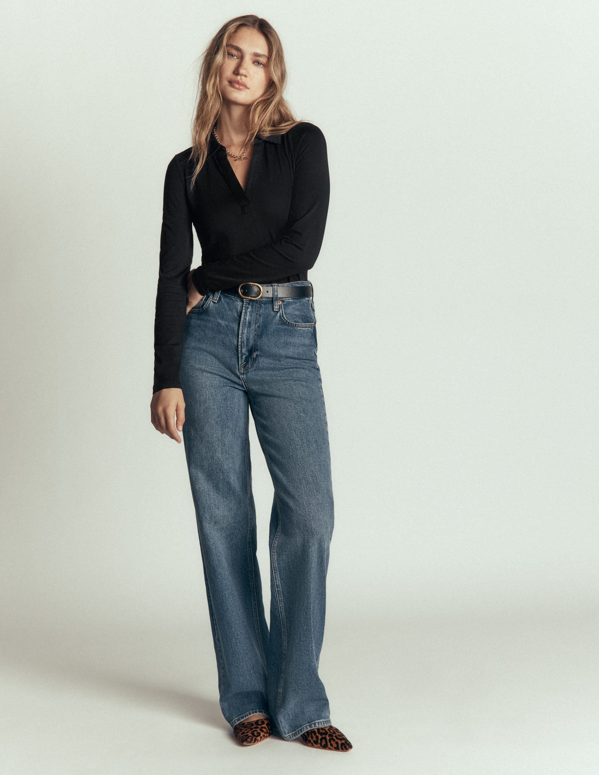 Open Collar Notch Neck-Black - Image 3