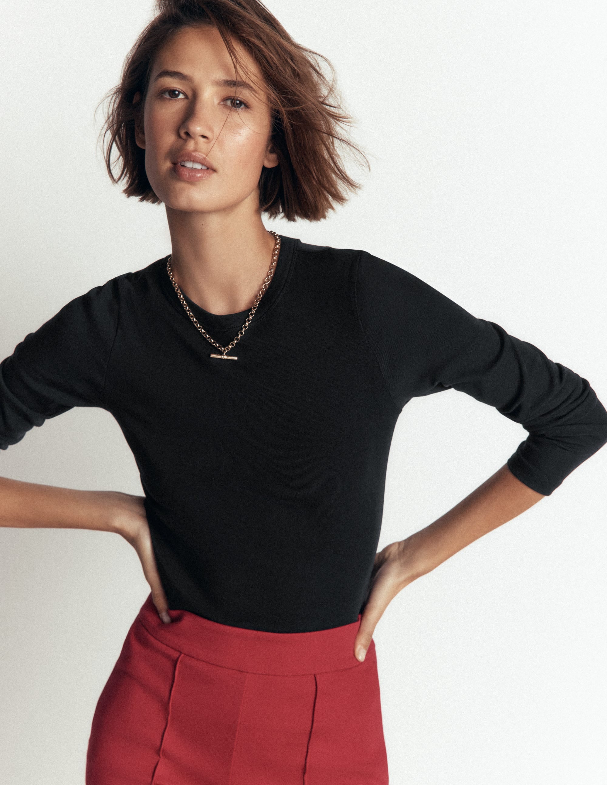 Annie Essential Crew Neck Top-Black - Image 4