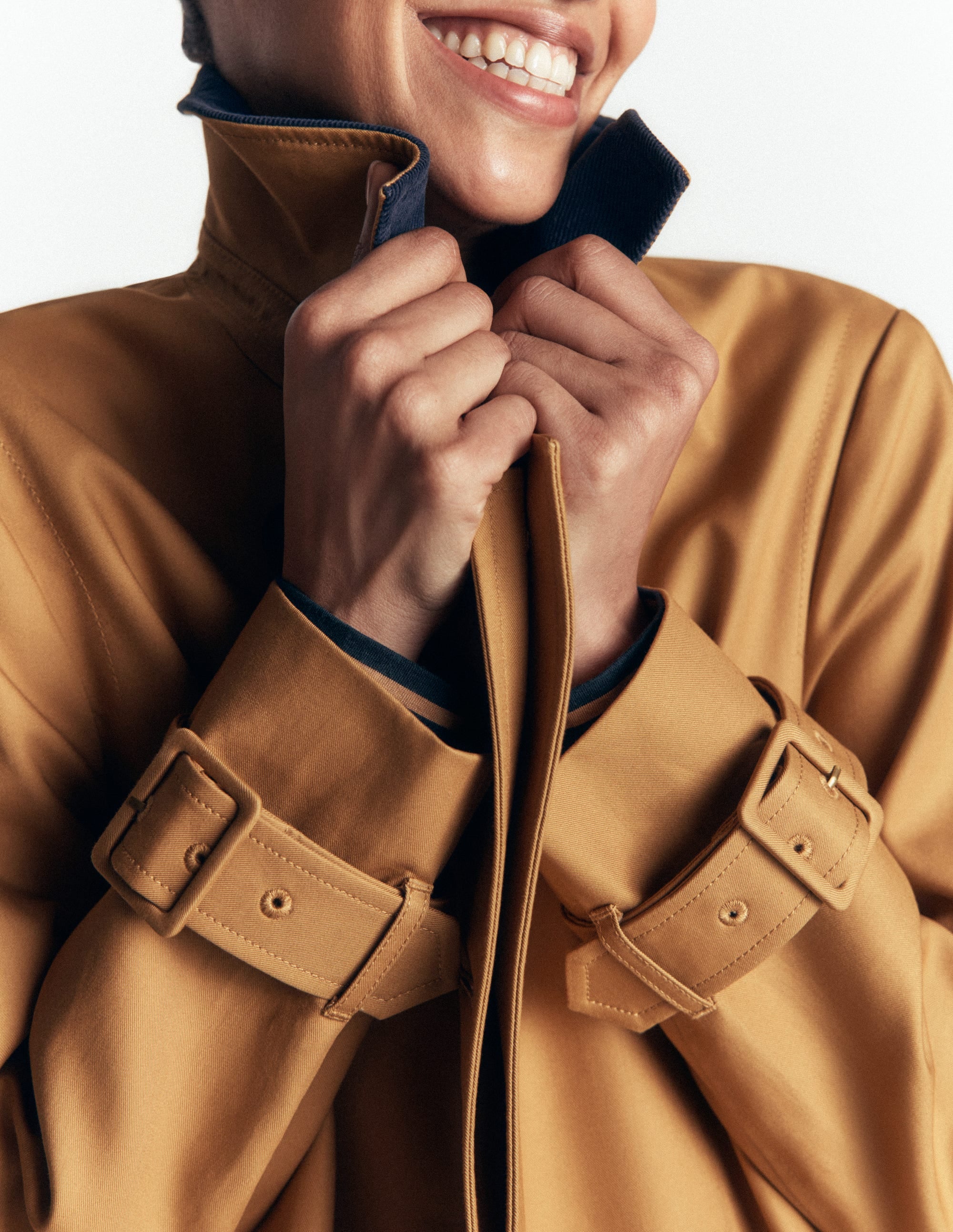 Swing Box Short Trench-Camel - Image 2