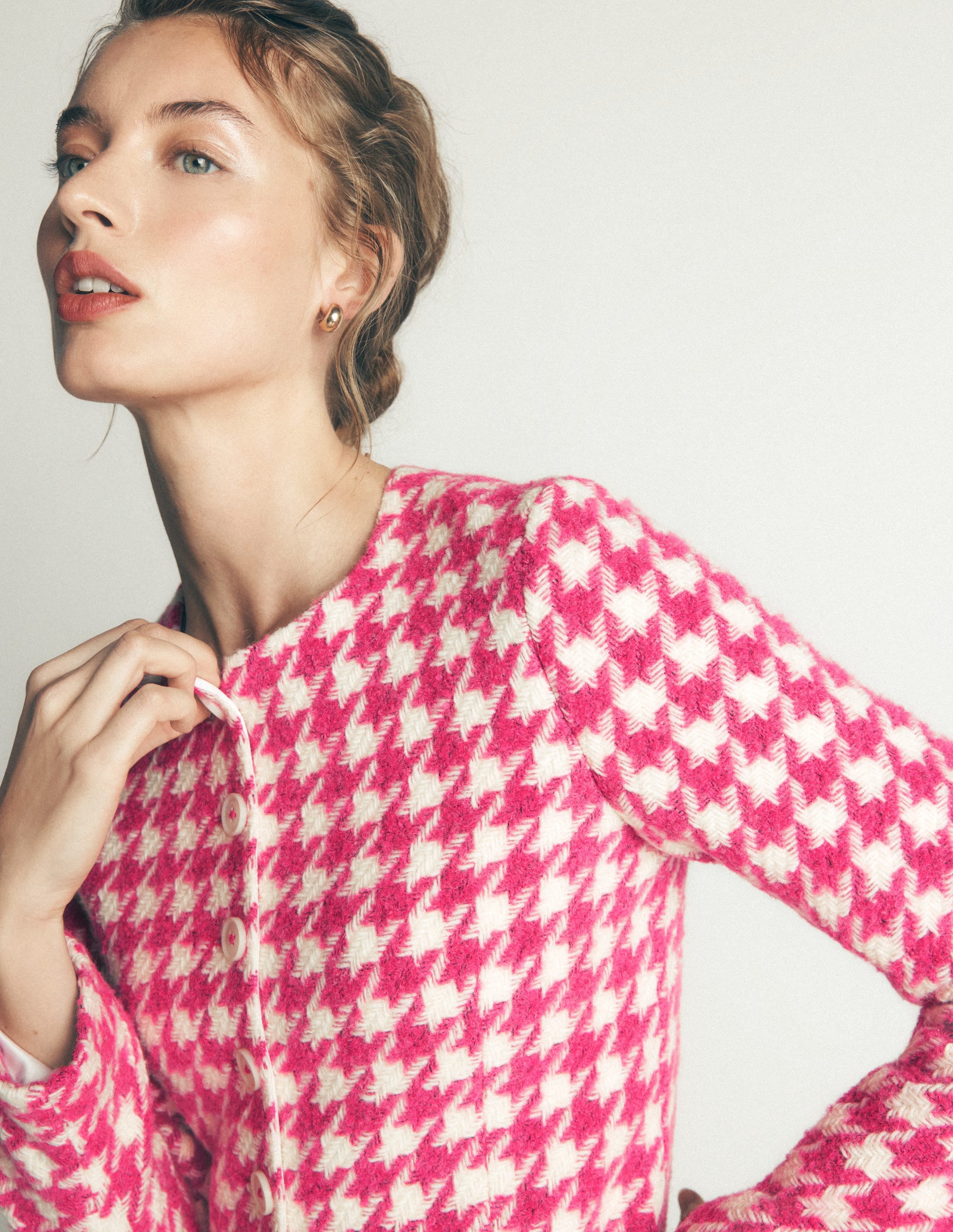 Collarless Wool Blend Blazer-Pink Dogstooth - Image 3