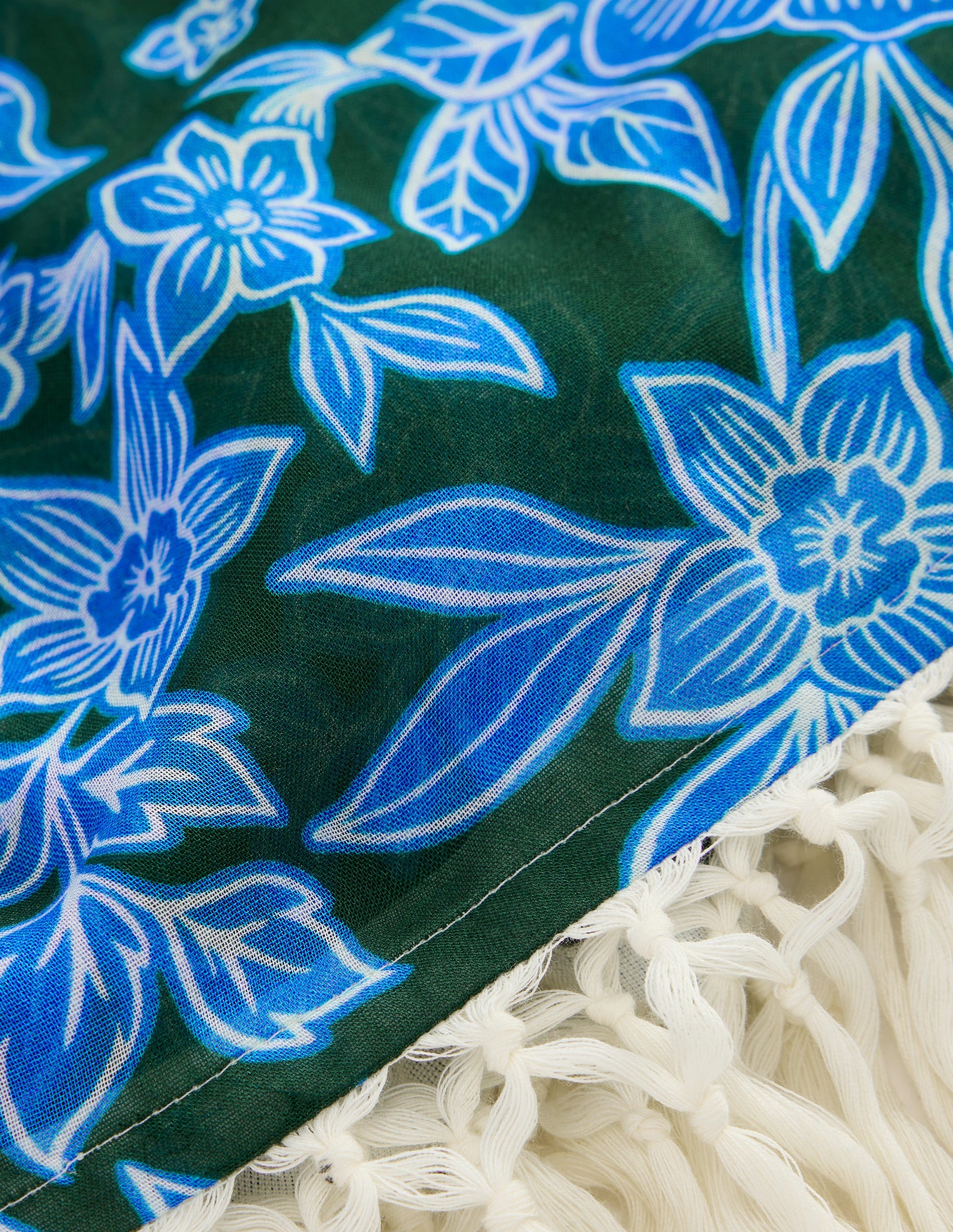 Tassel Sarong-Dark Green, Tigers Paradise-3