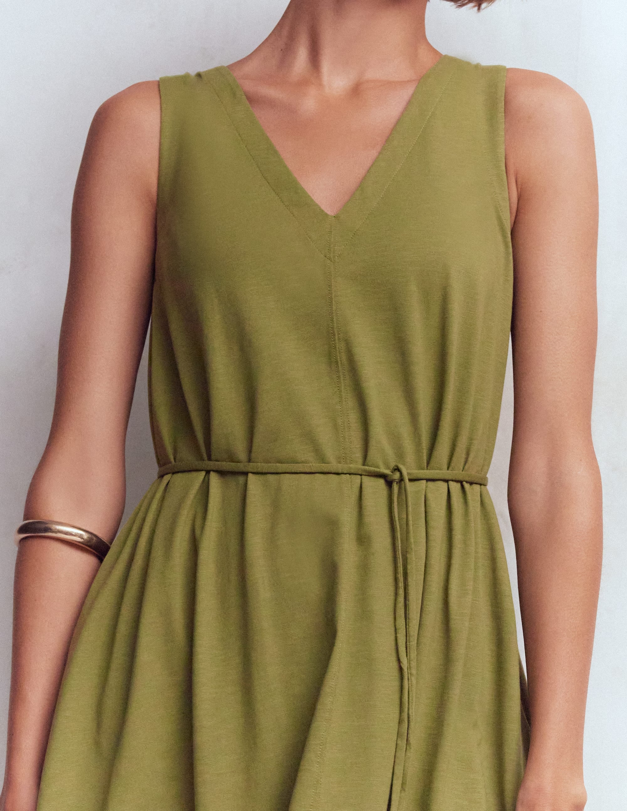 Mia V-neck Jersey Midi Dress-Olive - Image 2