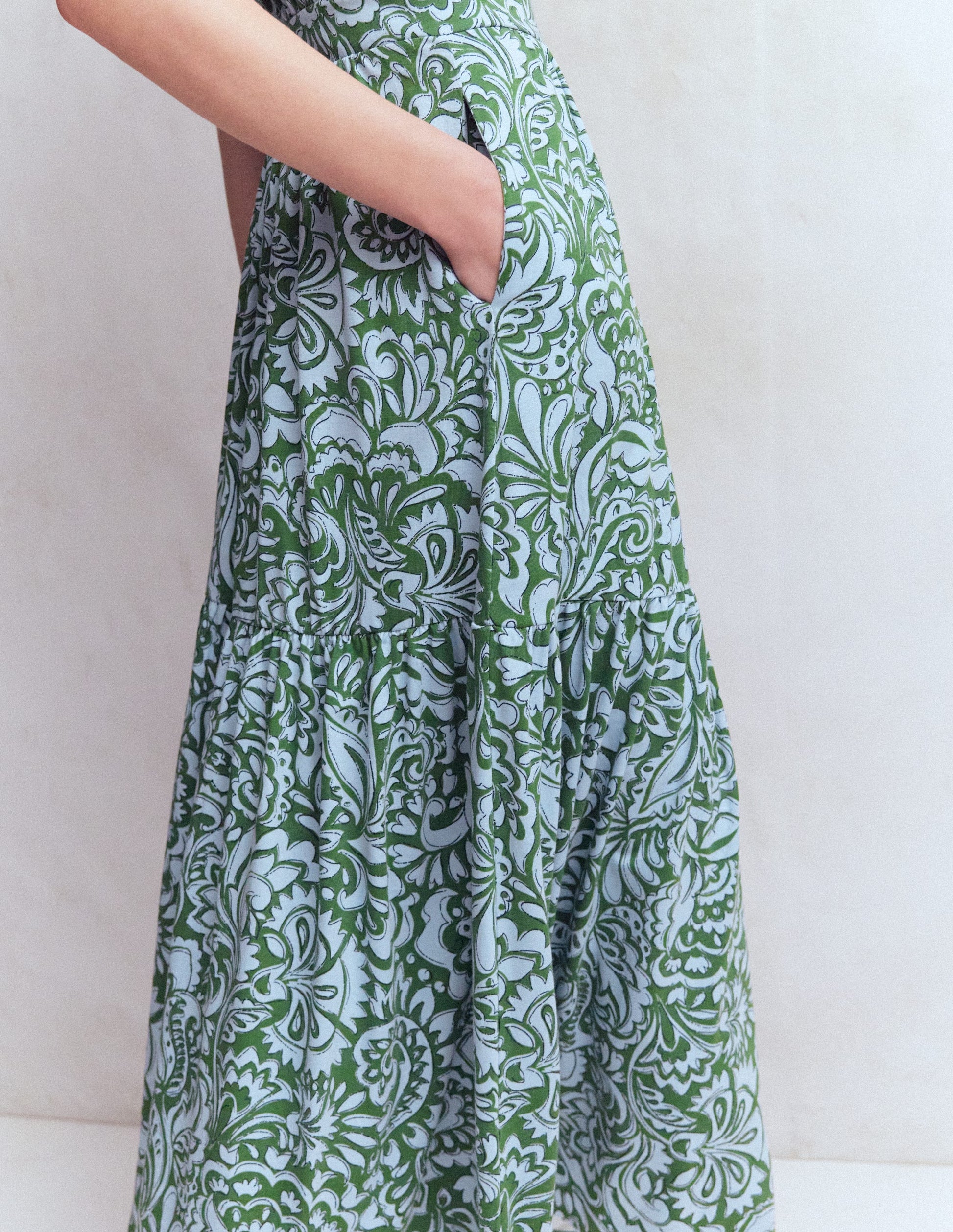 black travel maxi dress Unforgotten Black Wrap Front Maxi Dress With Side Split – Club L London
