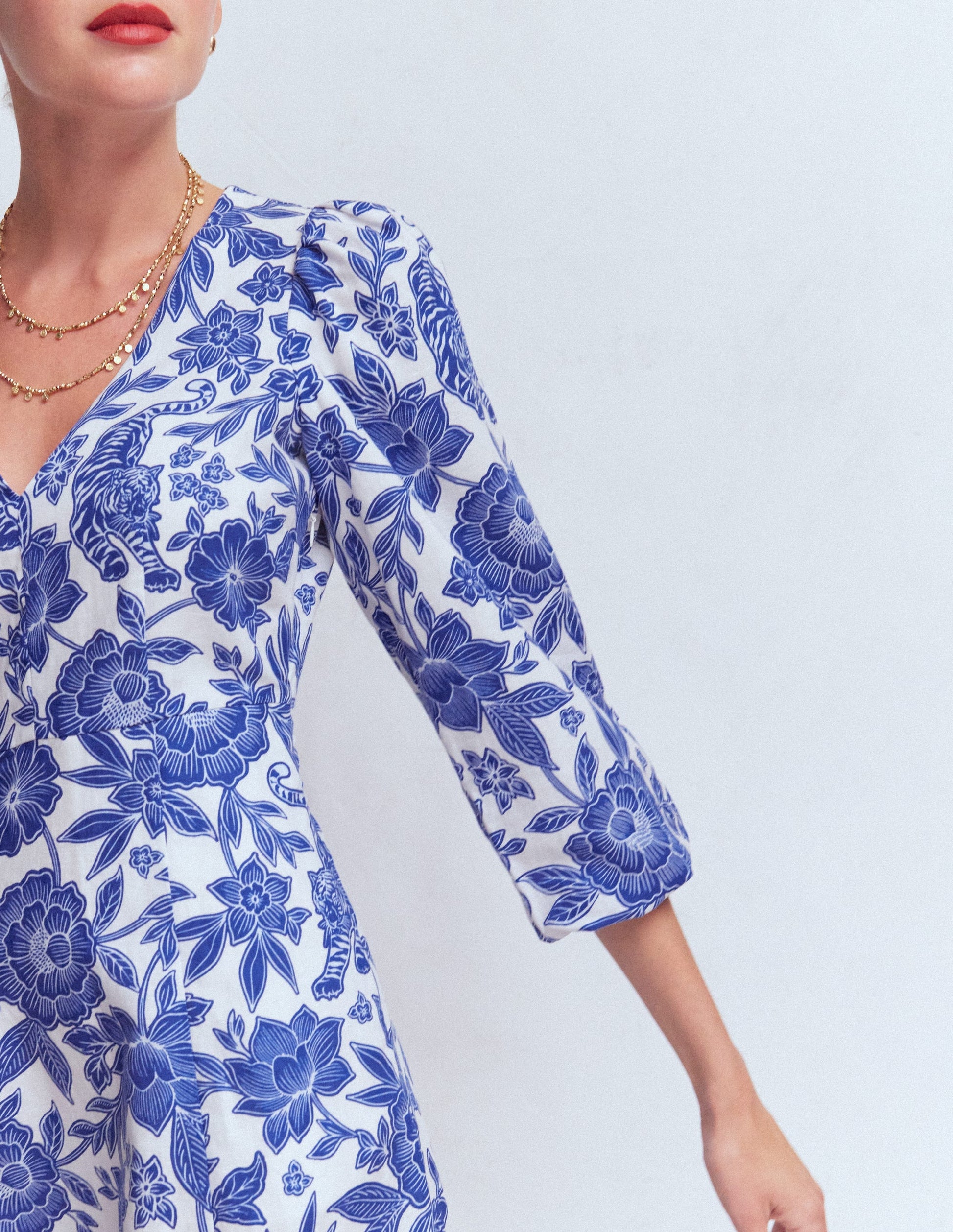 Marla Linen Blend Short Dress-Blue Tigers Paradise-5