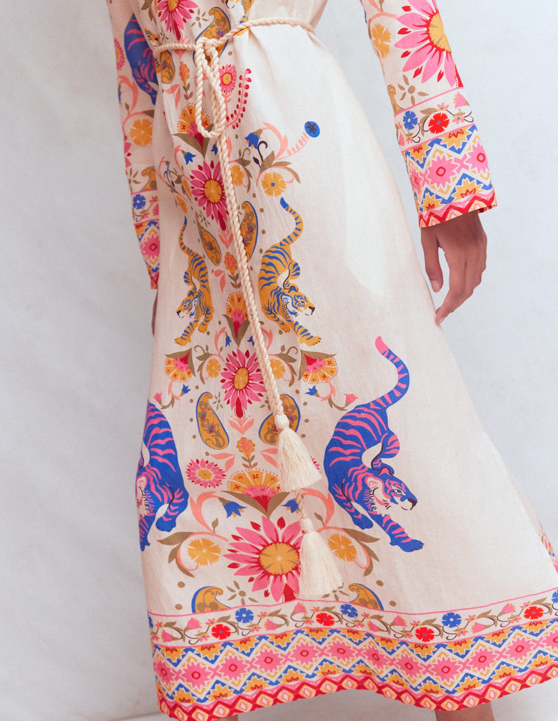 Notch Collar Linen Blend Tunic-Multi Tiger Tapestry-6