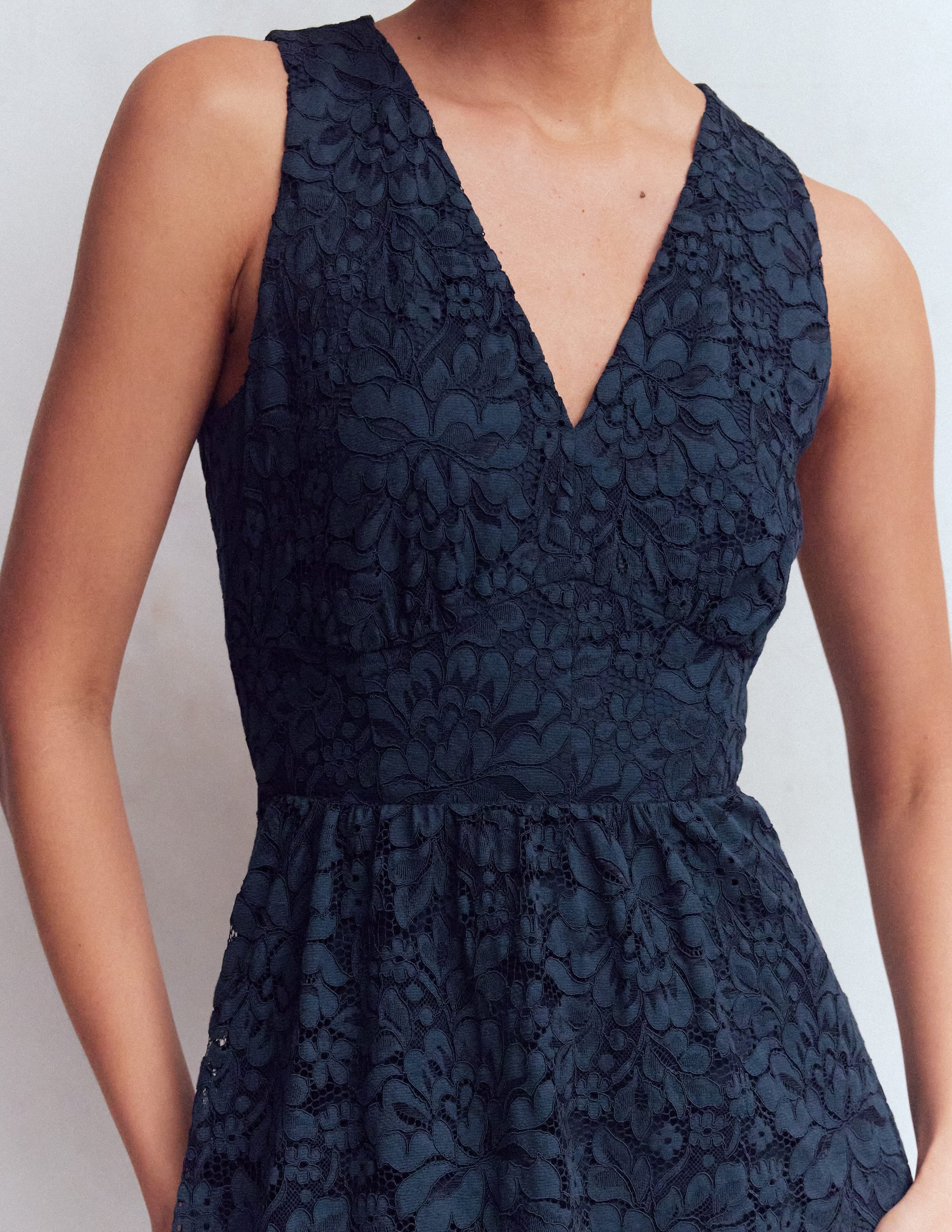 Lace Plunge Neck Panel Dress-Navy - Image 2
