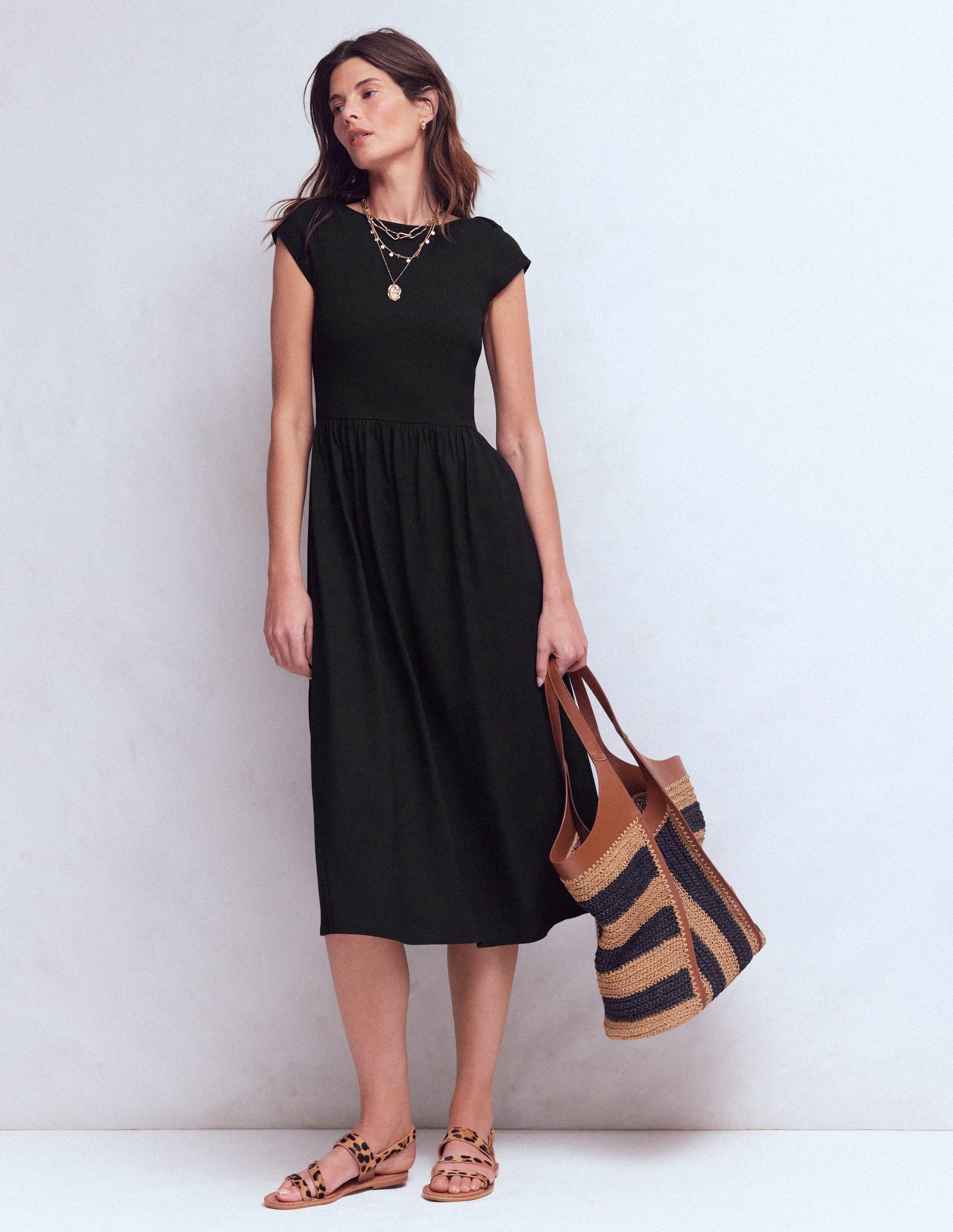 Boat Neck Mix Dress-Black-4