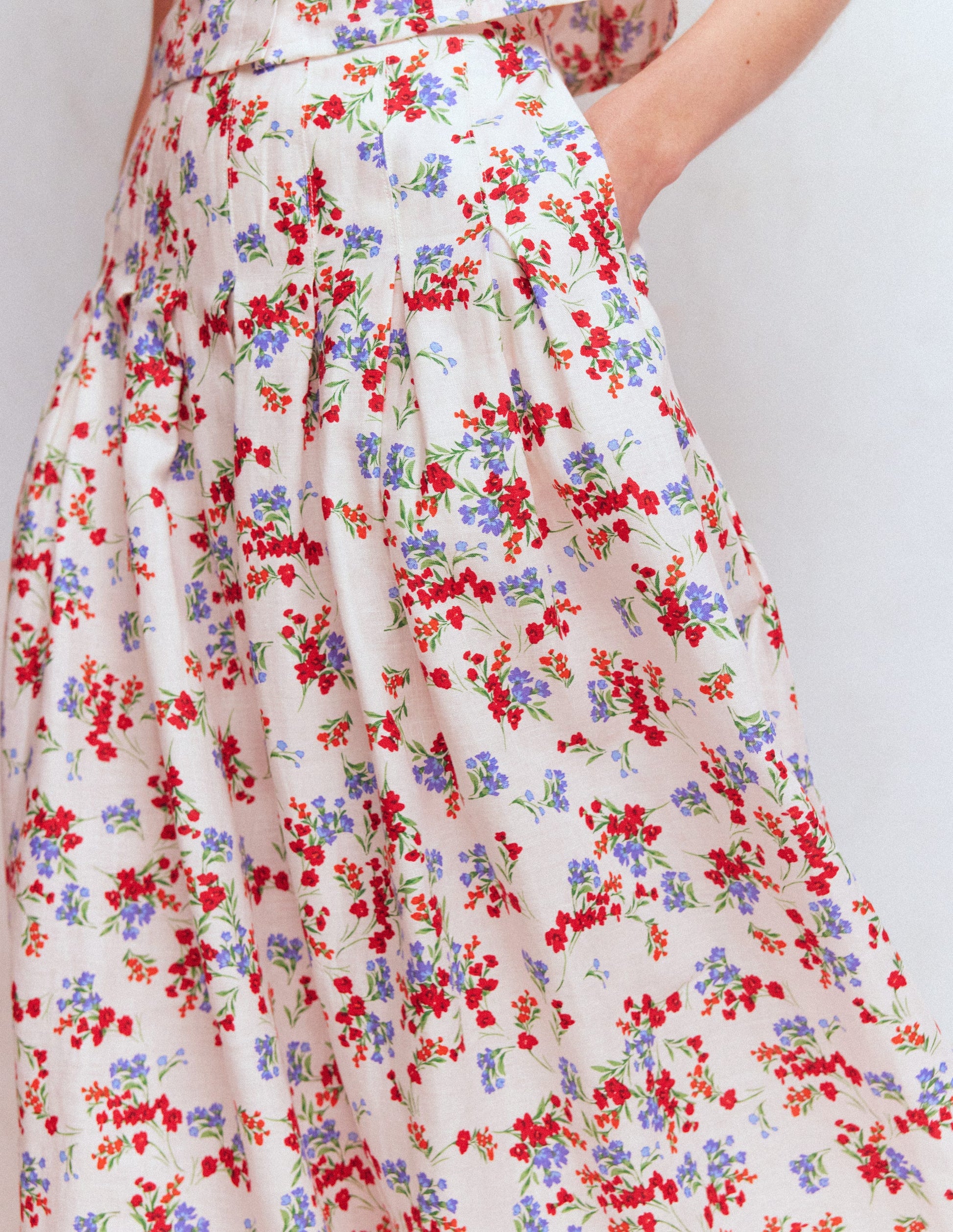 Valentina Linen Skirt-Ivory, Bloom Scatter-3