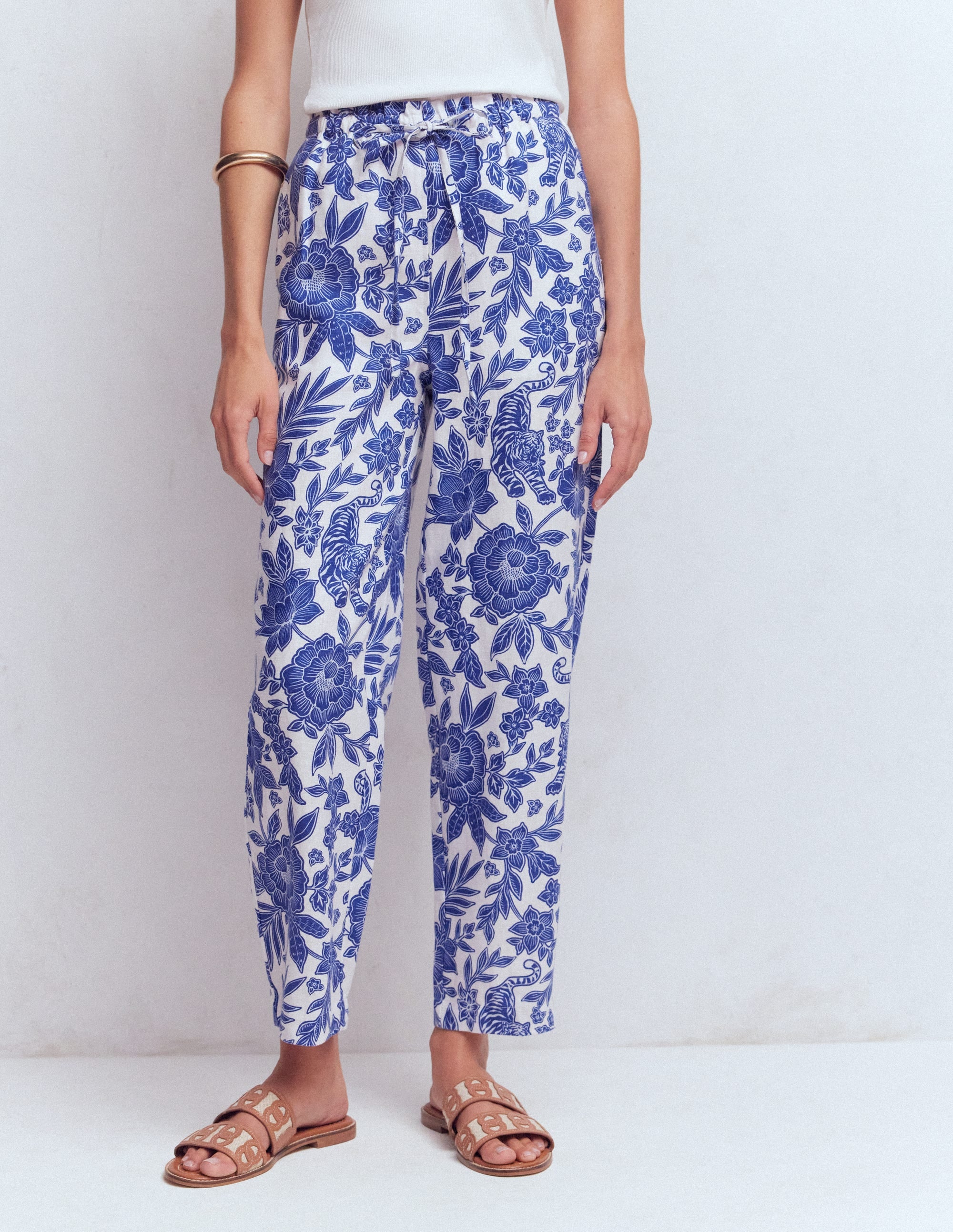 Islington Linen Crop Trousers-Mazarine Blue, Tigers Paradise - Image 4
