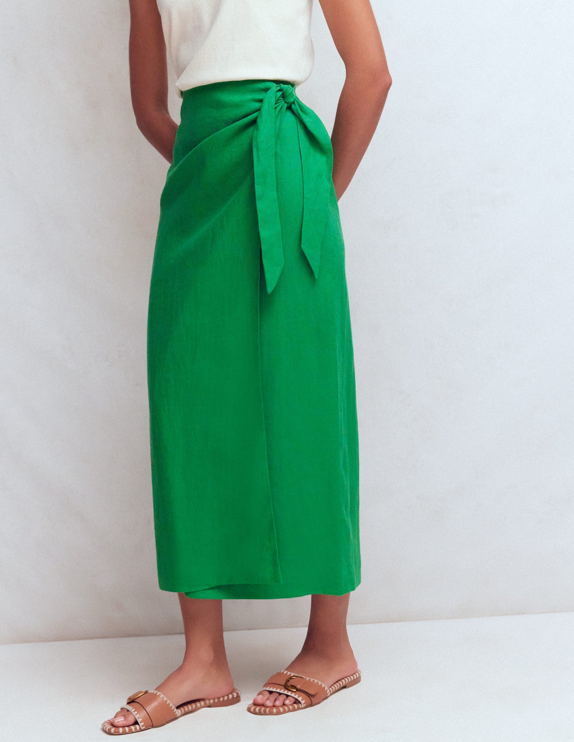 Dimitra Linen Column Skirt-Rich Emerald-5