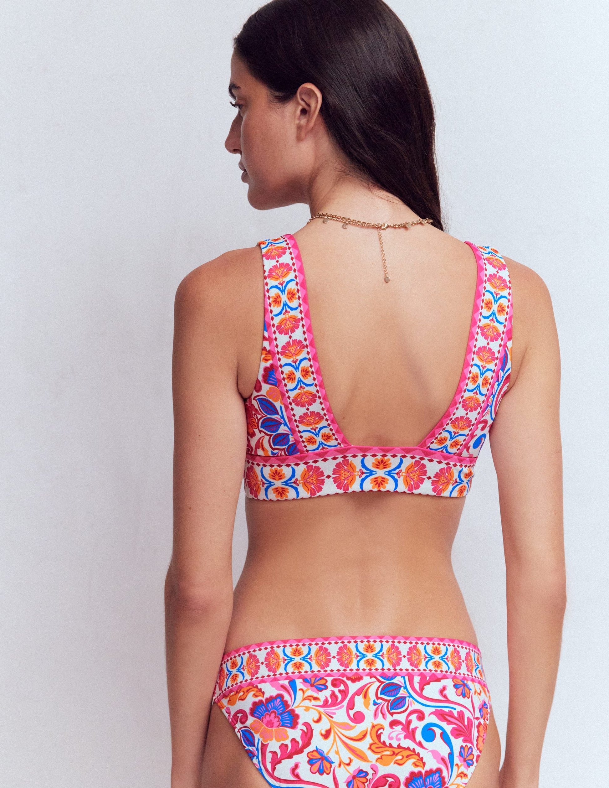 Porto V-neck Bikini Top-Pink Power, Flourishing Meadow-3