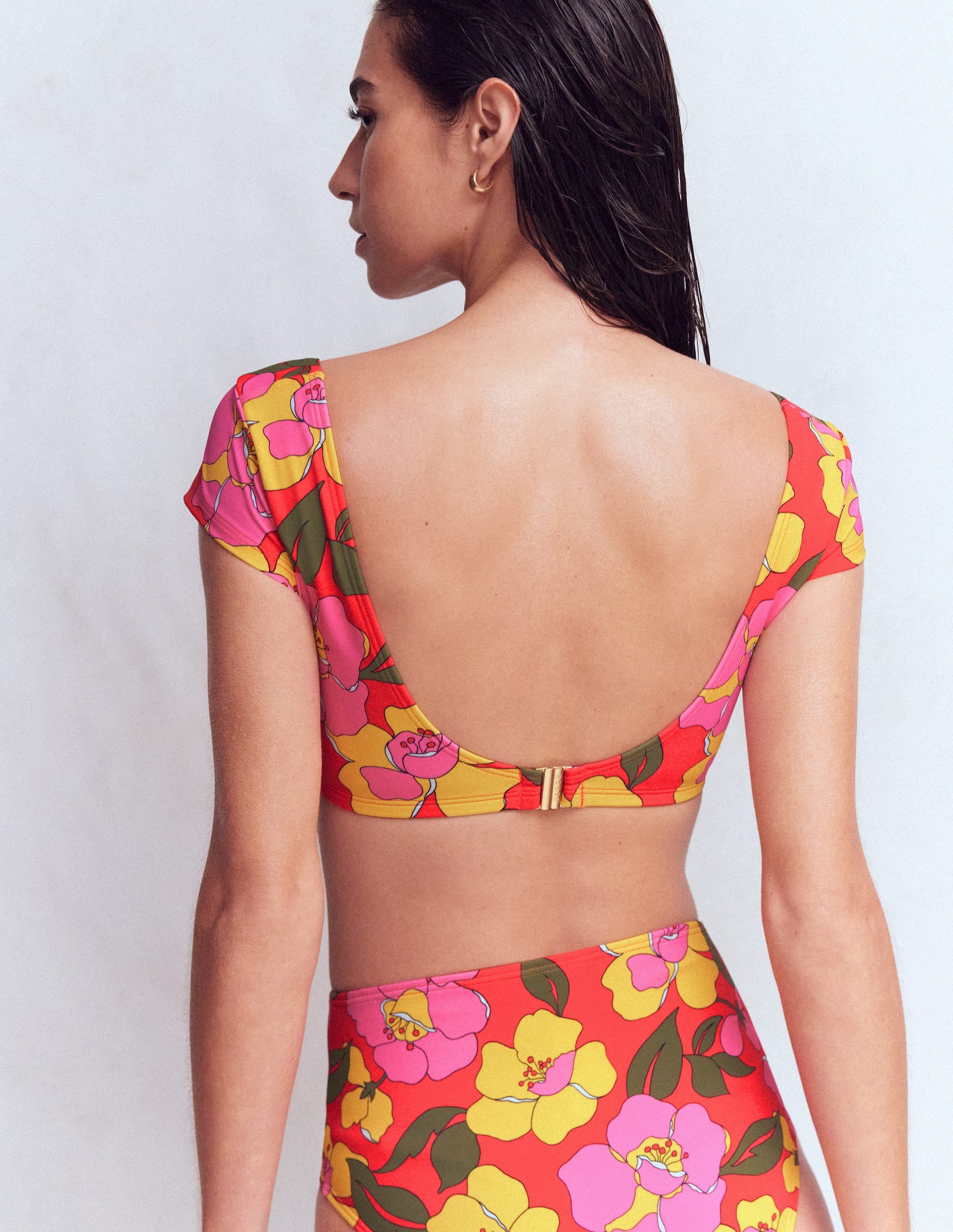 Sweetheart Sleeve Bikini Top-Red, Radiant Bloom - Image 4