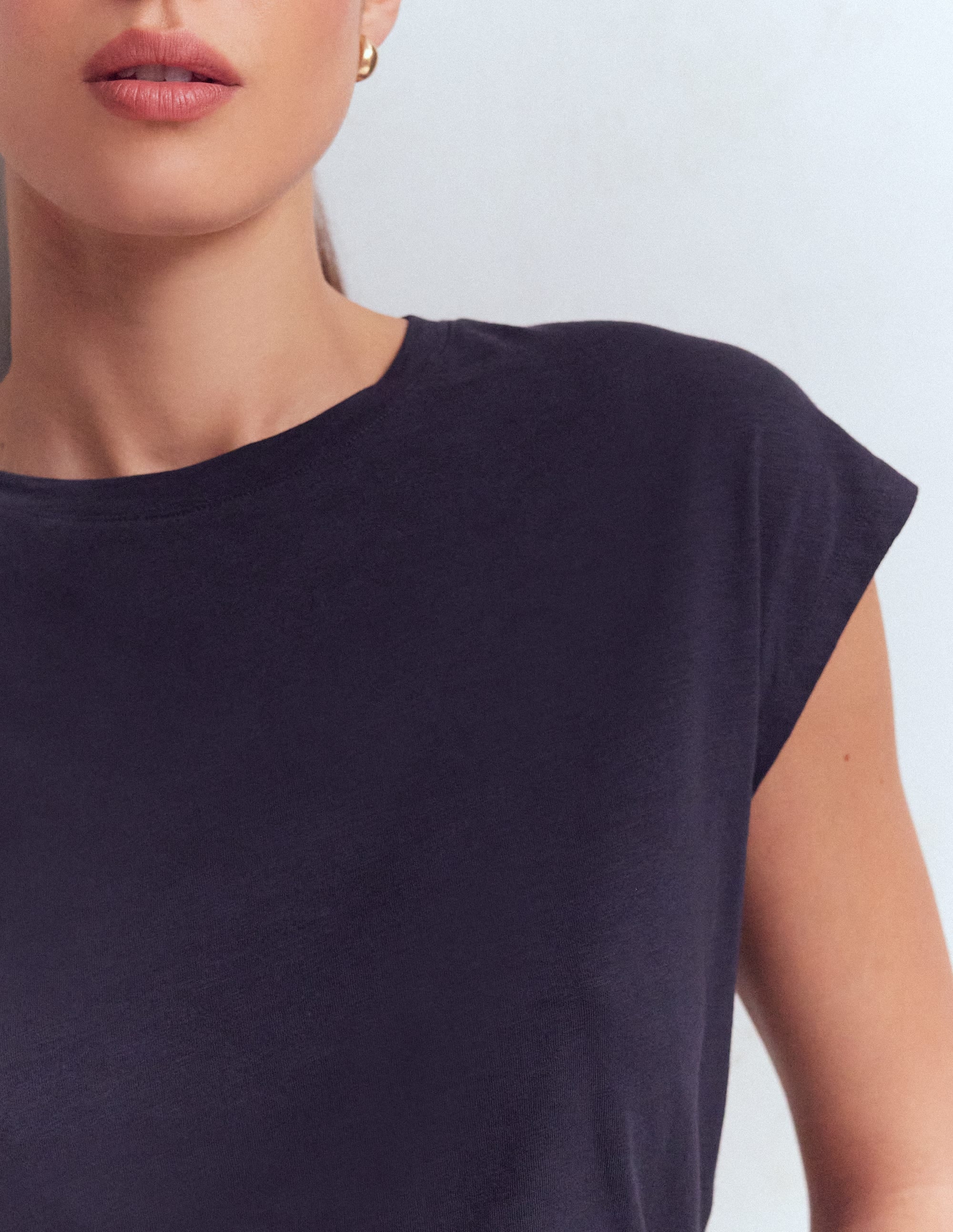 Louisa Slub T-Shirt-Navy - Image 2