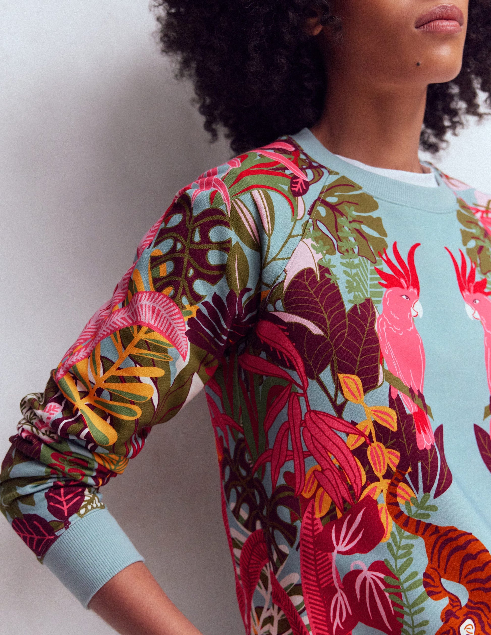Emi Printed Sweatshirt-Tropical Safari Placement-2