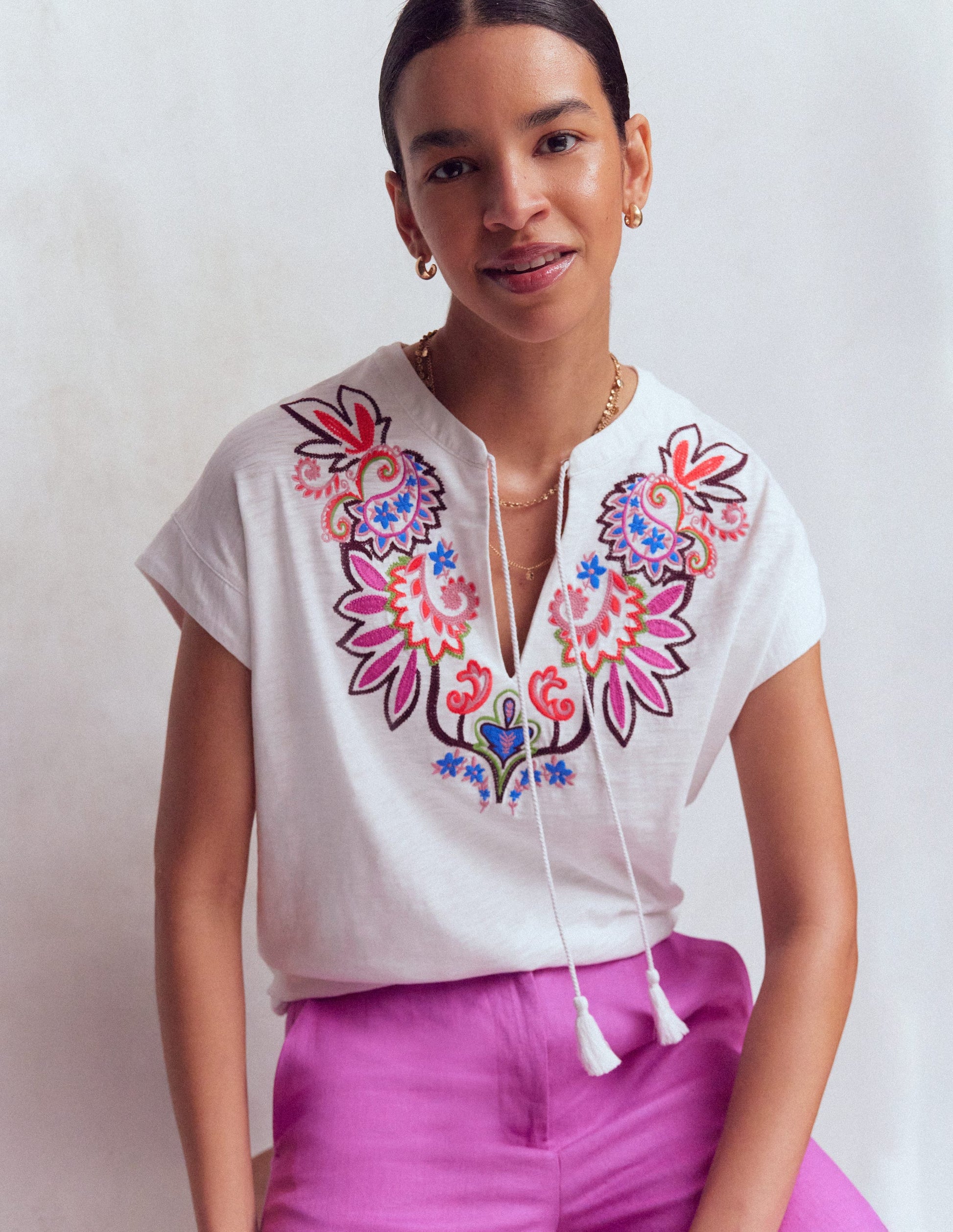 Nina Embroidered Notch T-shirt-White - Multi Embroidery-1