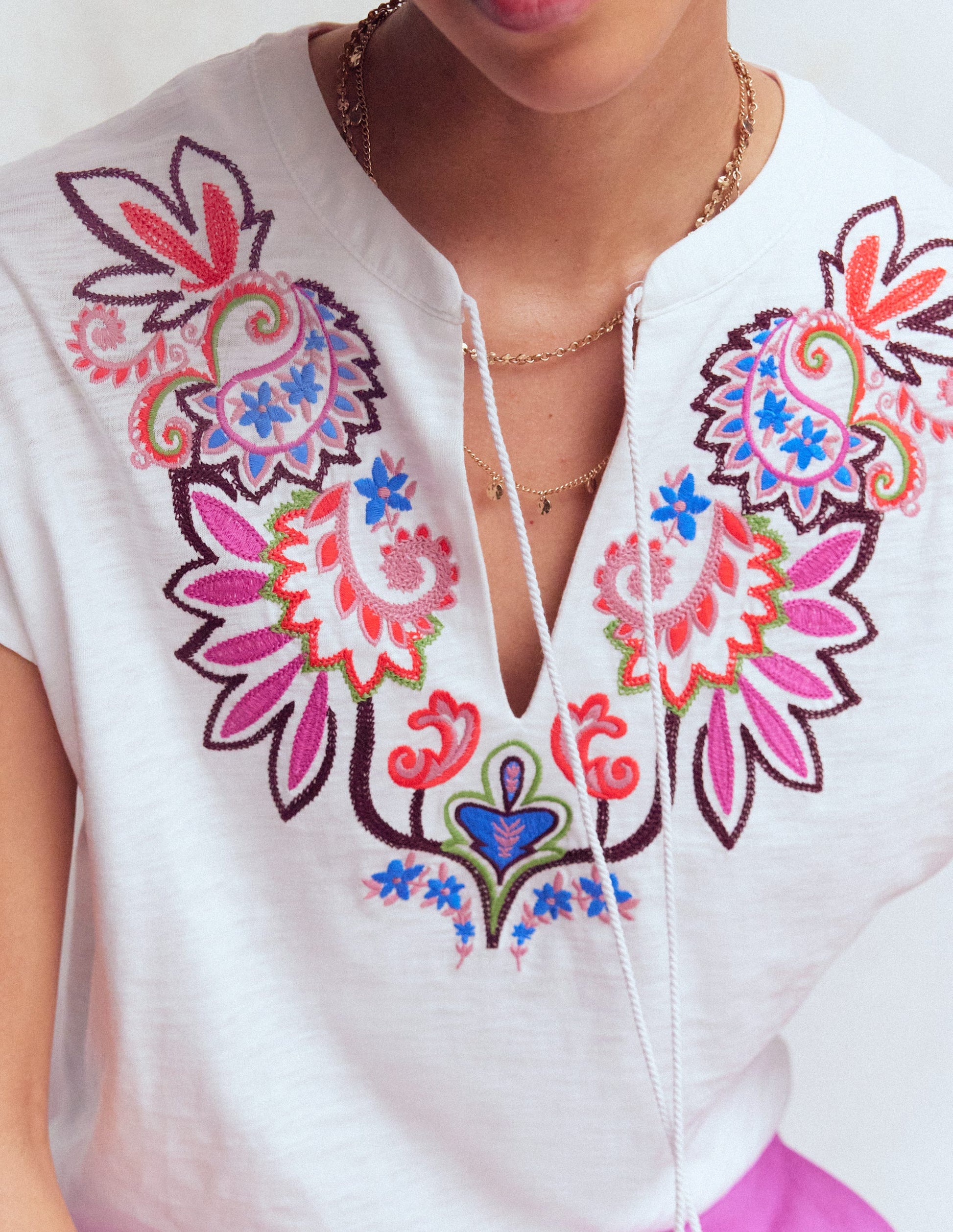 Nina Embroidered Notch T-shirt-White - Multi Embroidery-2
