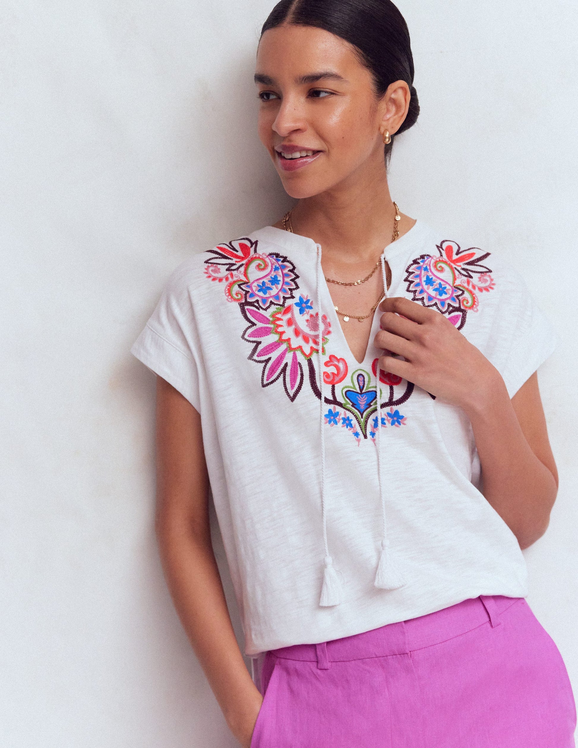 Nina Embroidered Notch T-shirt-White - Multi Embroidery-4
