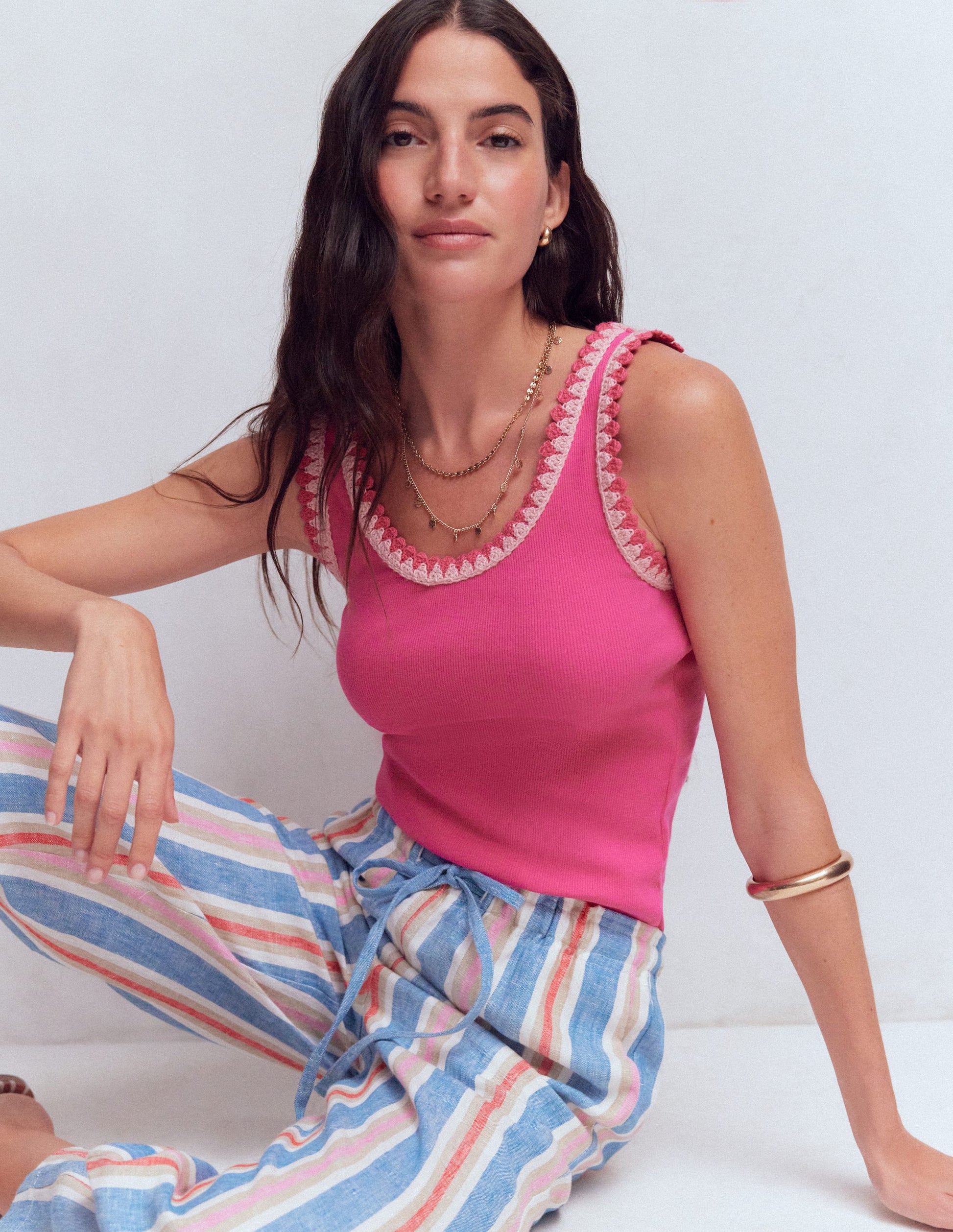 Maddie Trim Detail Vest-Pink Peony-1