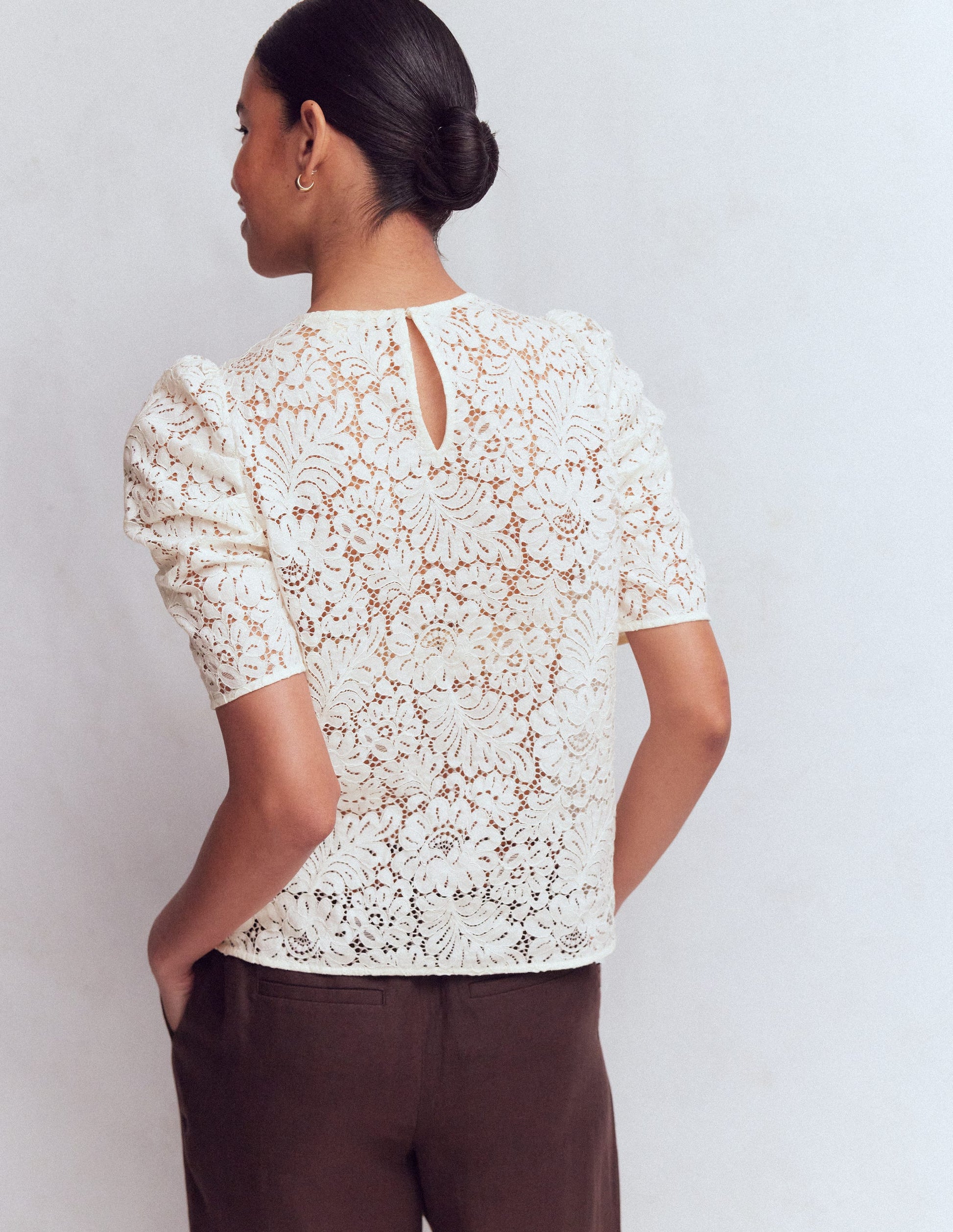 Pleat Sleeve Lace T-shirt-Ivory-3