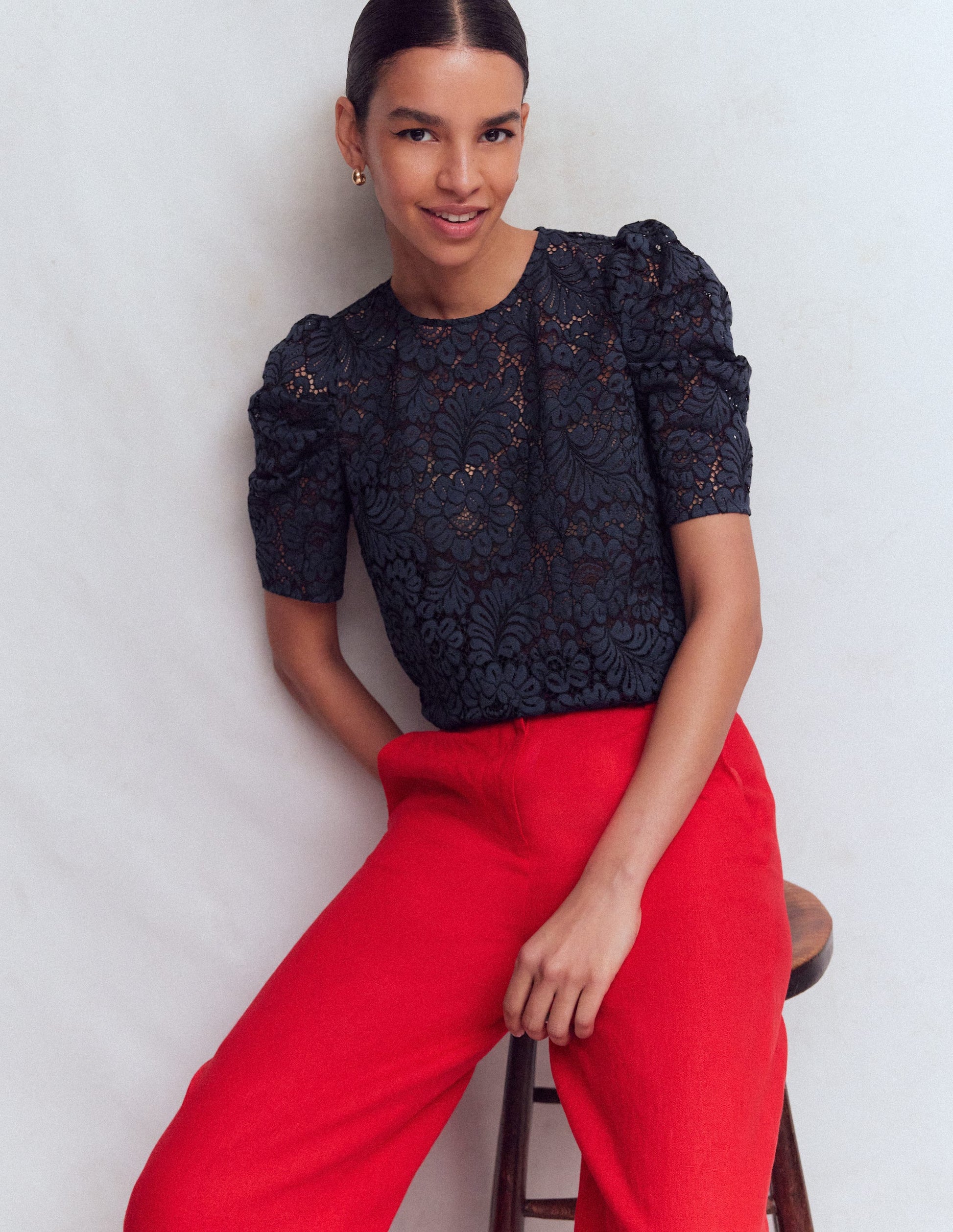 Pleat Sleeve Lace T-shirt-Navy-1