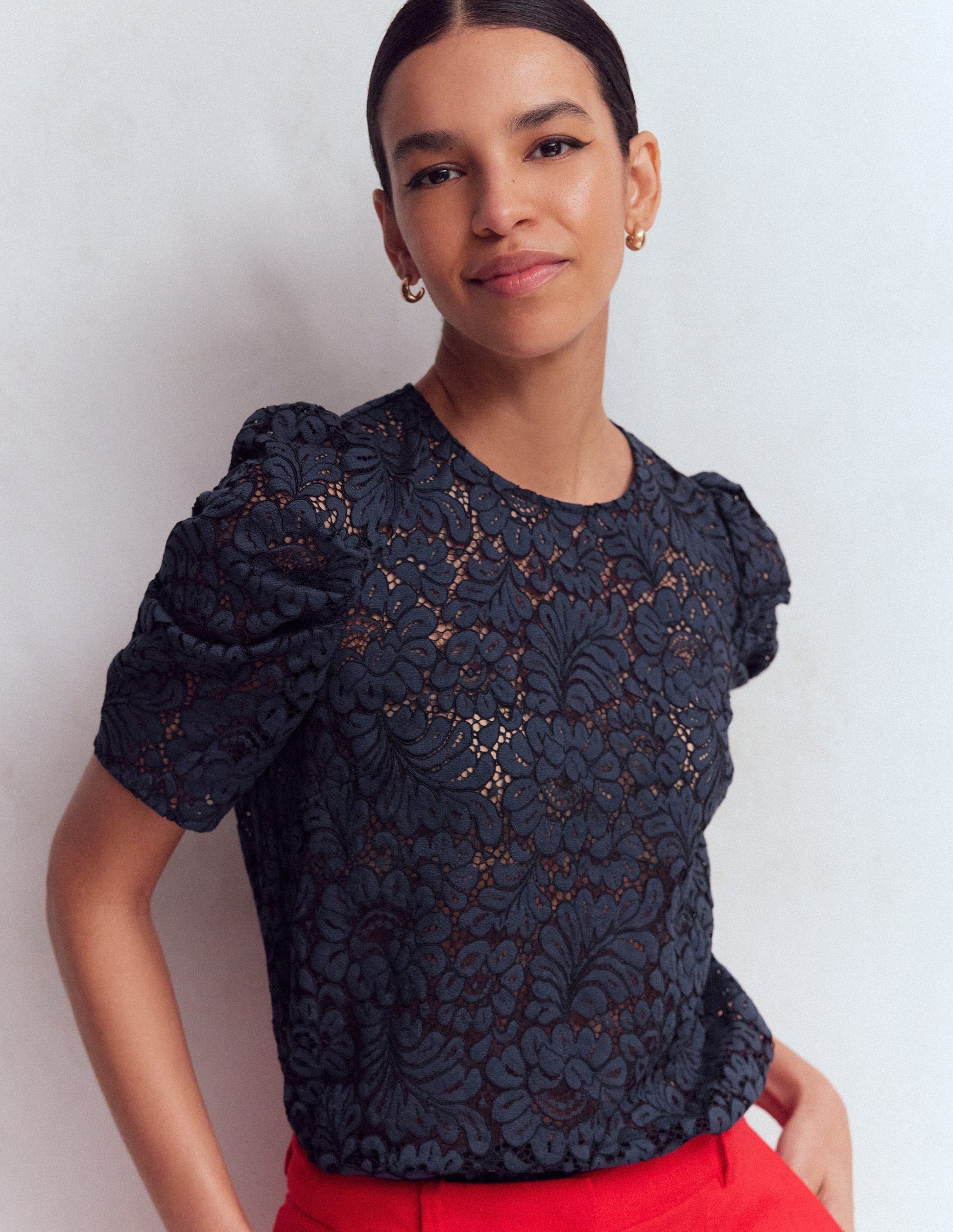 Pleat Sleeve Lace T-shirt-Navy-4