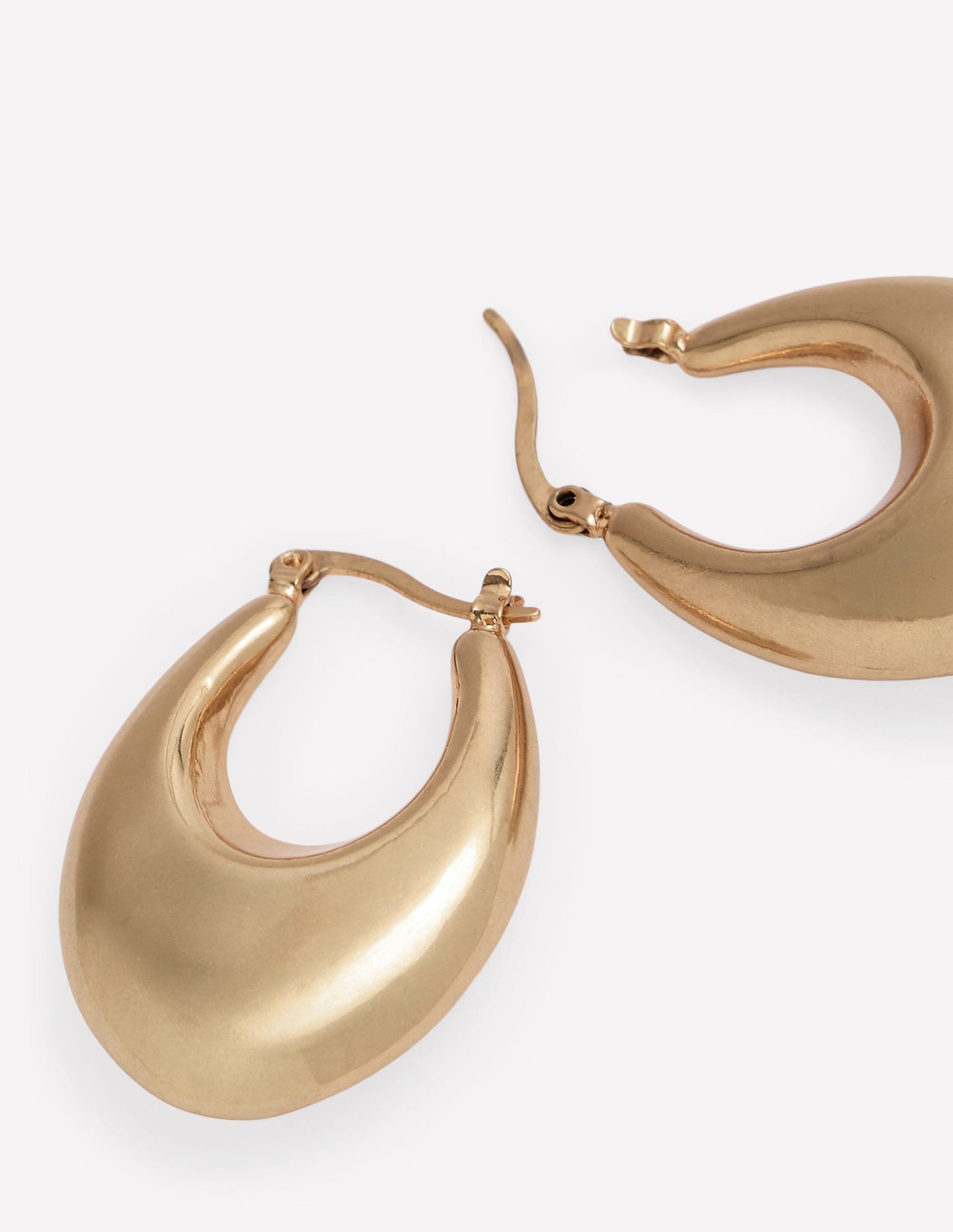 Chunky Curve Hoops-Gold Colour