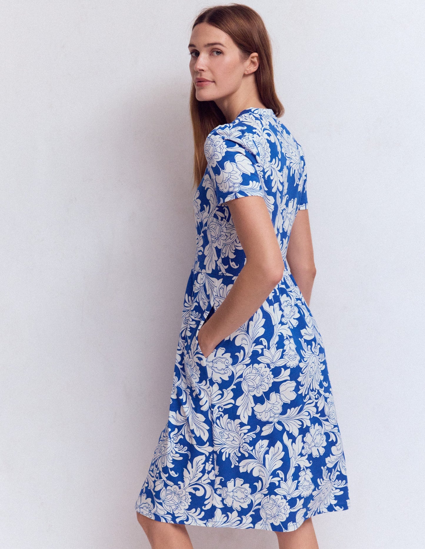 Naomi Short Jersey Dress-Blue, Botanical Flourish Mono